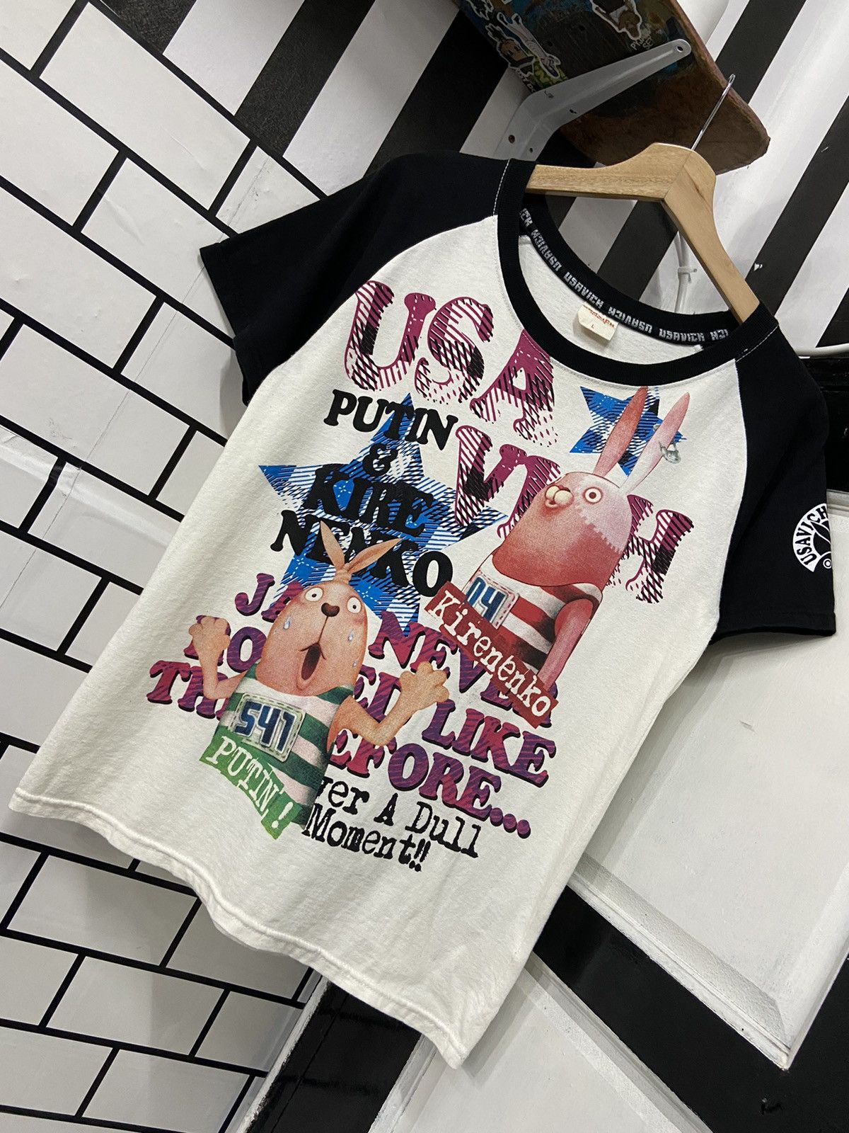 Japanese Brand × Mtv × Vintage Mtv X Usavich kireneko and Raglan Tshirt Size US XS / EU 42 / 0 - 3 Thumbnail