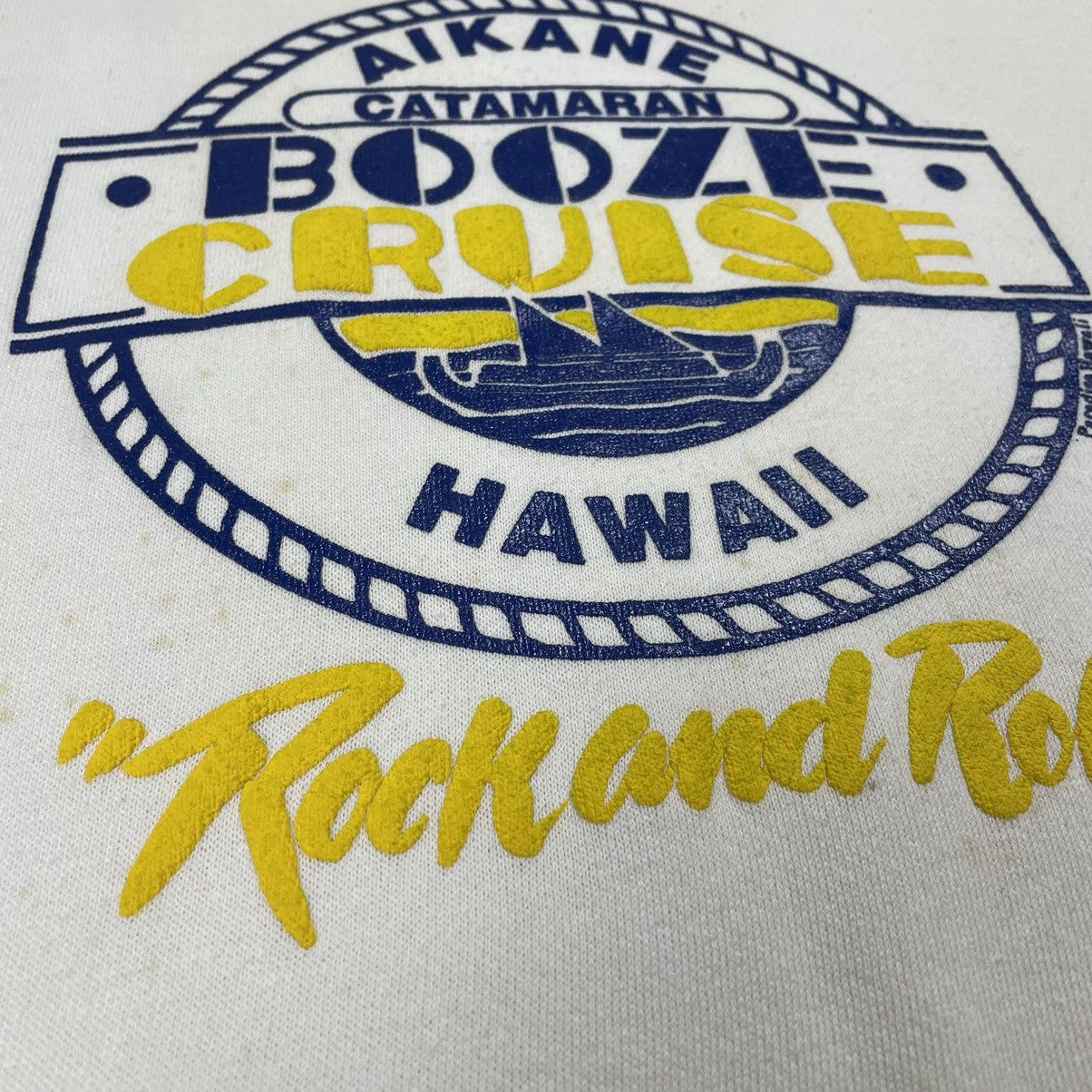 Vintage Vintage 80's Paradise Hawaii Booze Cruise Sweatshirt Size US XL / EU 56 / 4 - 7 Thumbnail