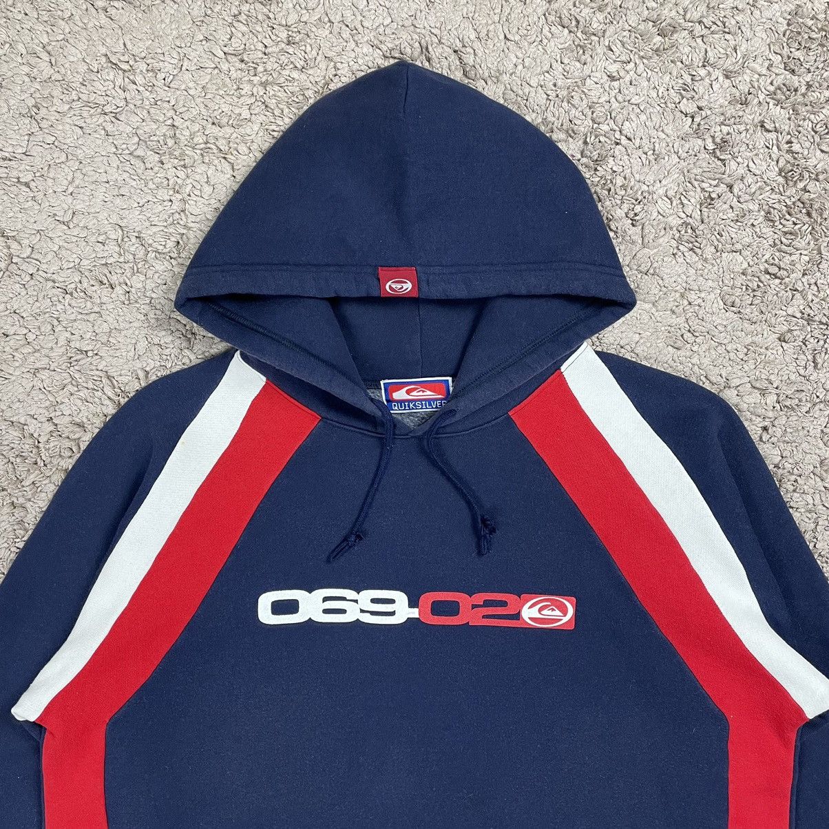 Quiksilver Vintage Quiksilver Centre Logo Hoodie Size US L / EU 52-54 / 3 - 5 Thumbnail