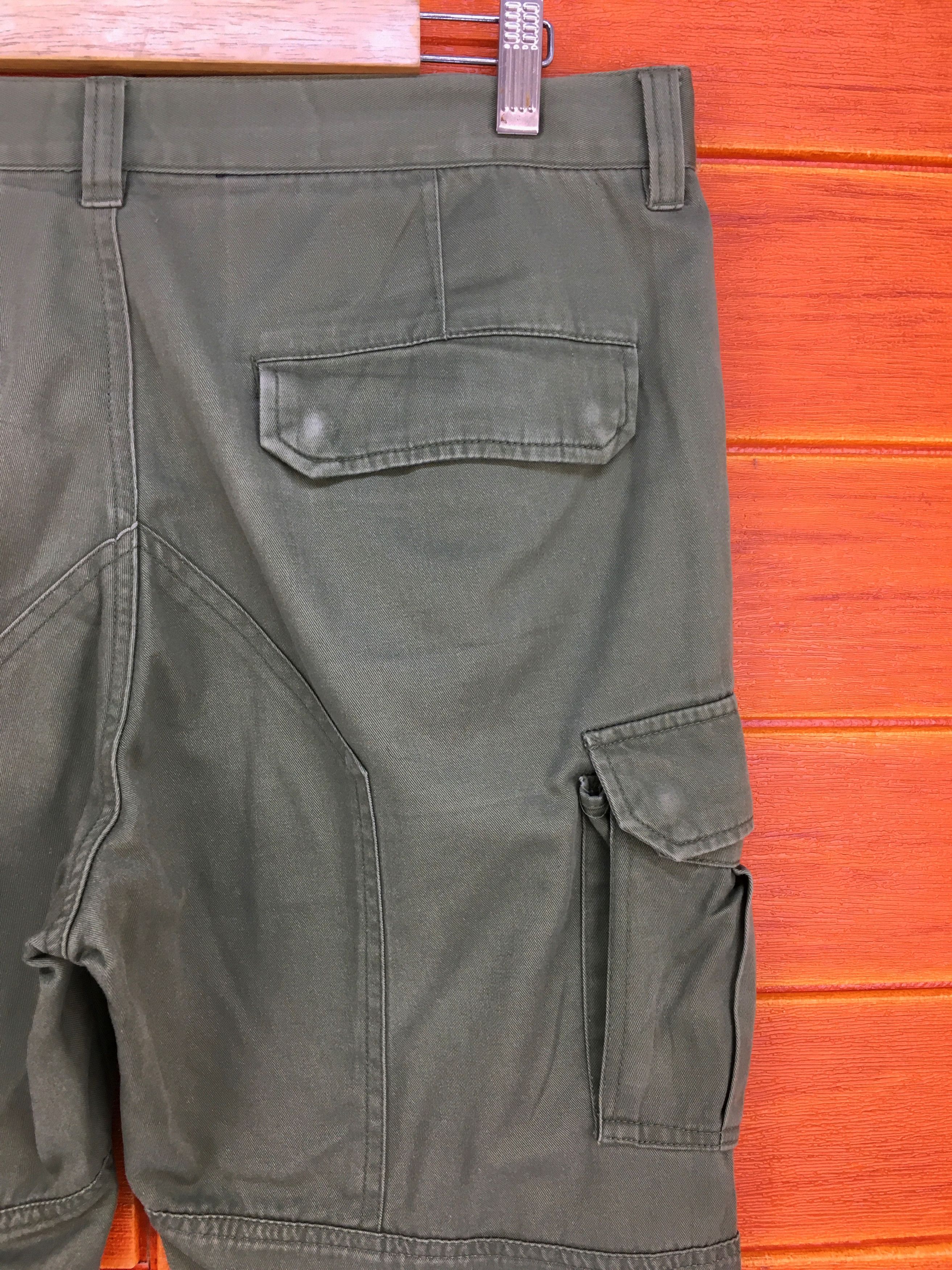 Japanese Brand TAKEO KIKUCHI Olive Green Military Tactical Cargo Pants Size US 35 - 13 Thumbnail