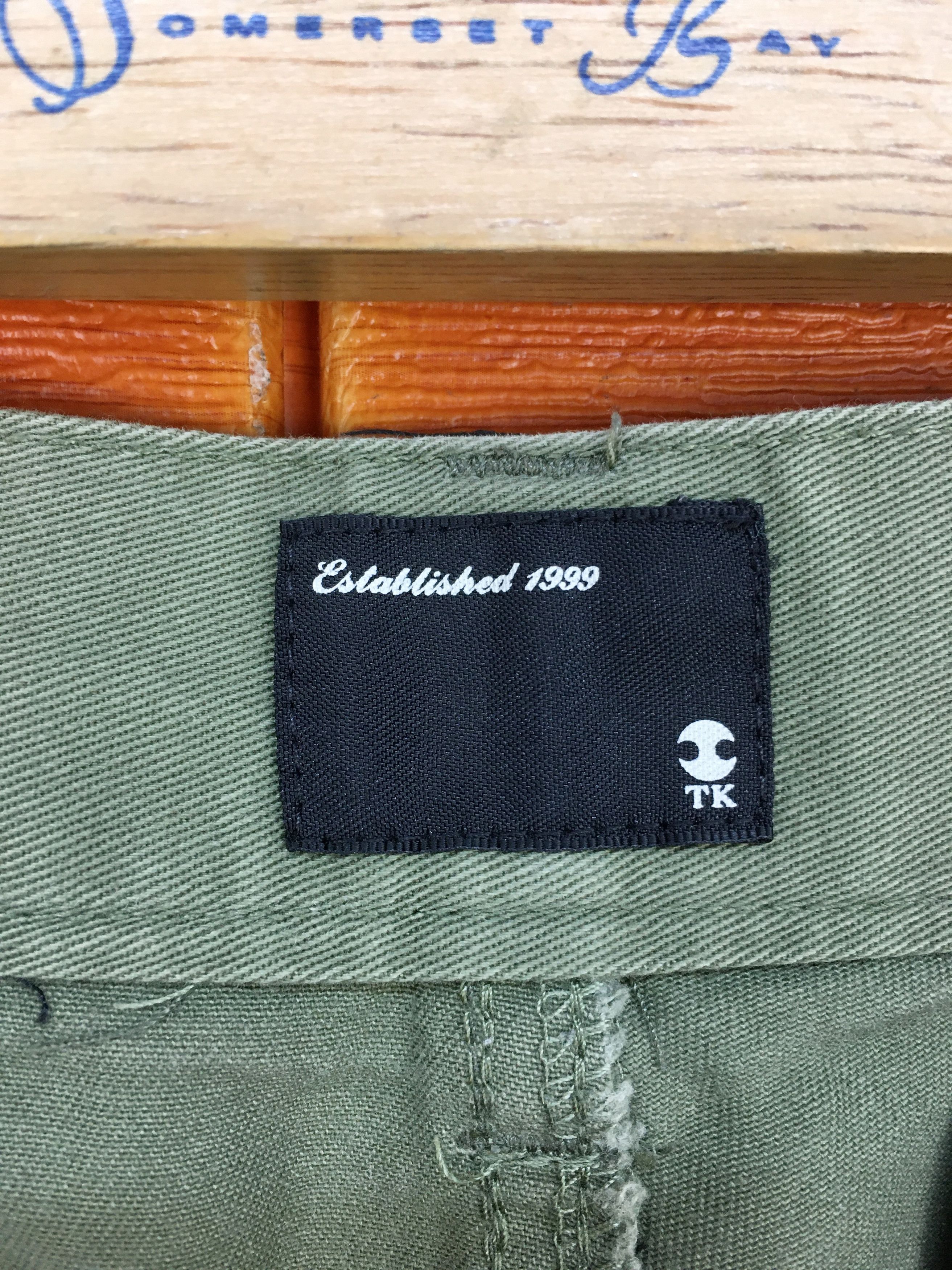 Japanese Brand TAKEO KIKUCHI Olive Green Military Tactical Cargo Pants Size US 35 - 18 Thumbnail