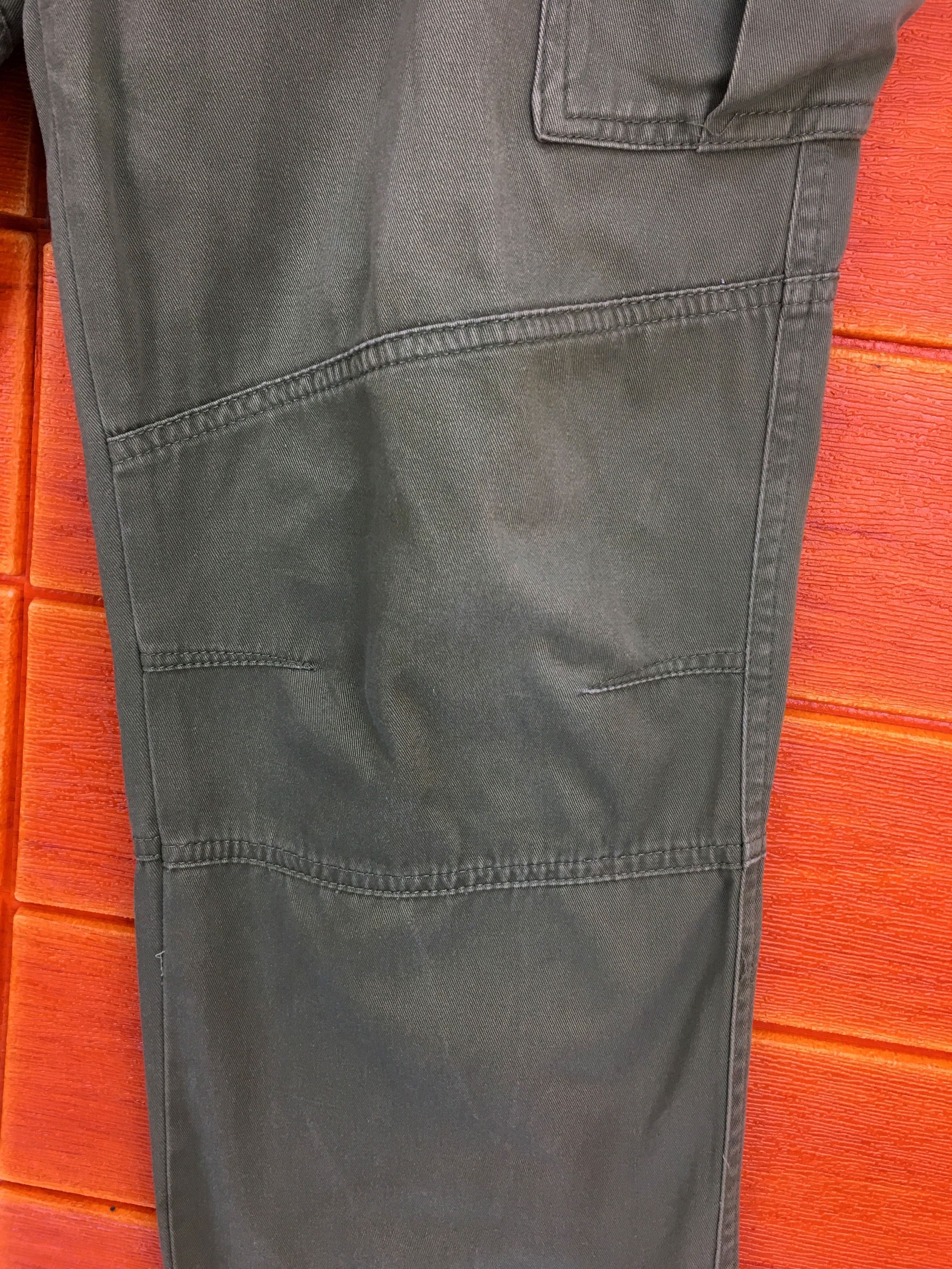 Japanese Brand TAKEO KIKUCHI Olive Green Military Tactical Cargo Pants Size US 35 - 7 Thumbnail