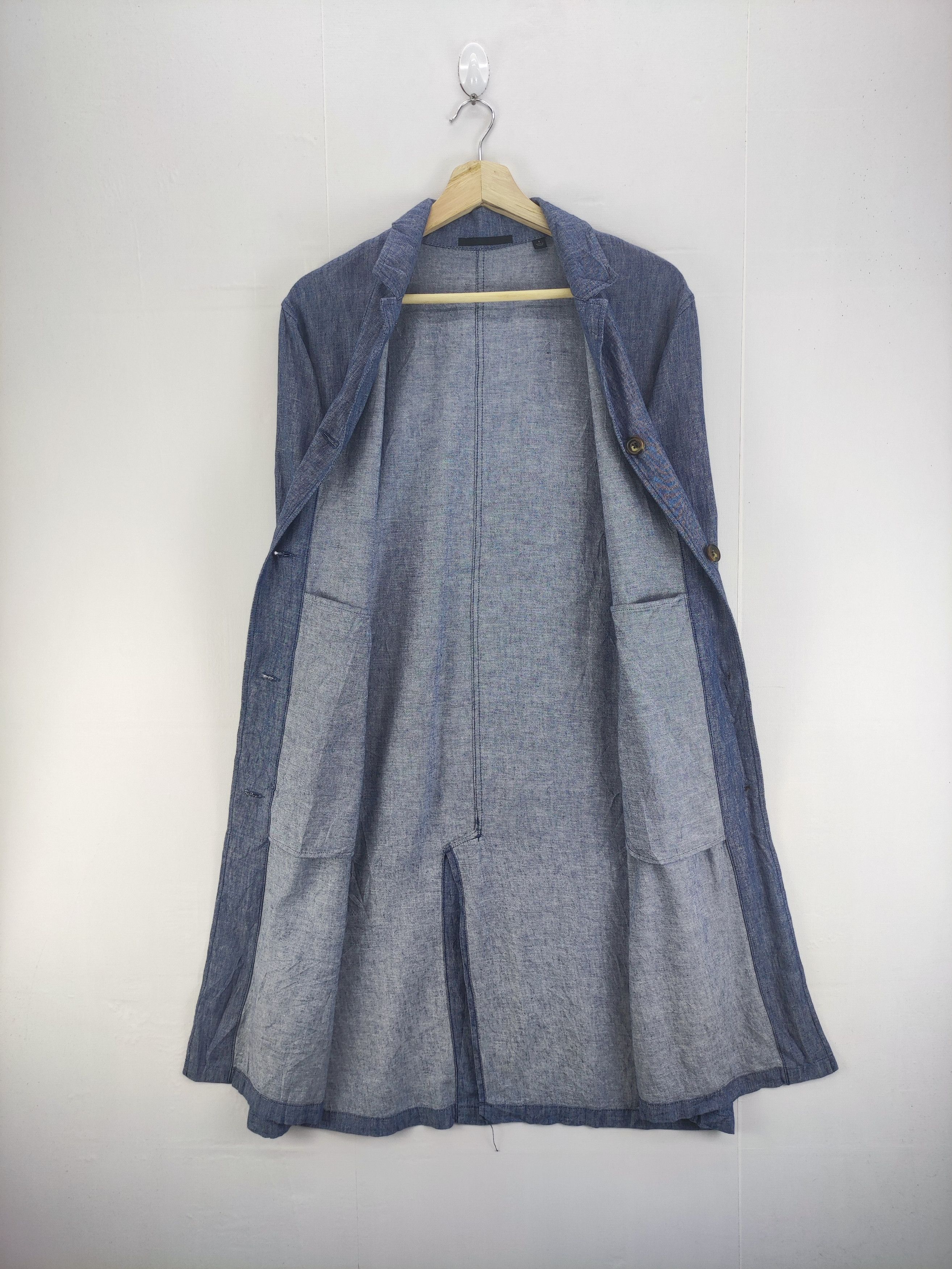 Uniqlo Uniqlo Long Coat Jacket Button Up Size M / US 6-8 / IT 42-44 - 4 Thumbnail