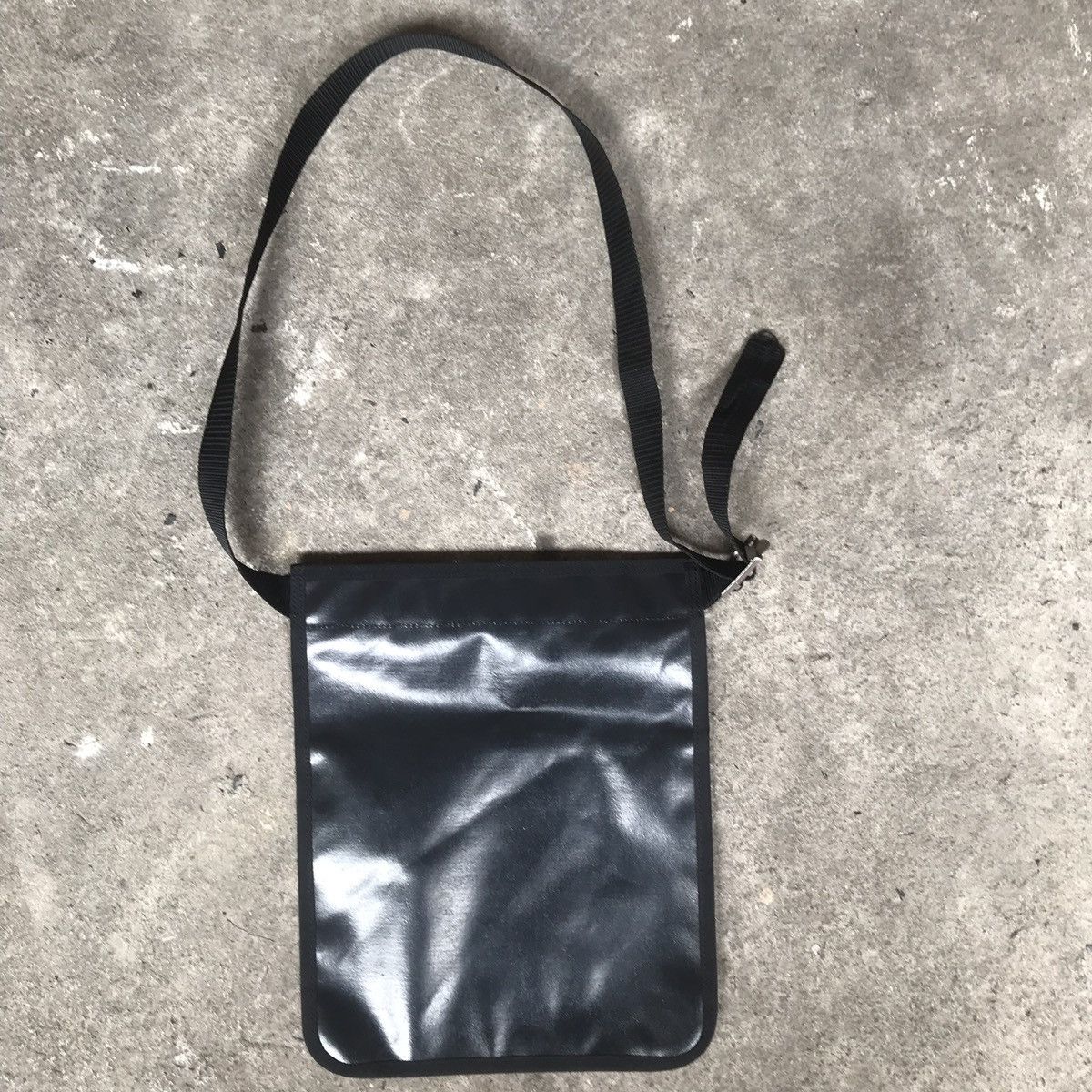Comme des Garcons Comme des Garcons vinyl waist bag belt bag Size ONE SIZE - 4 Thumbnail