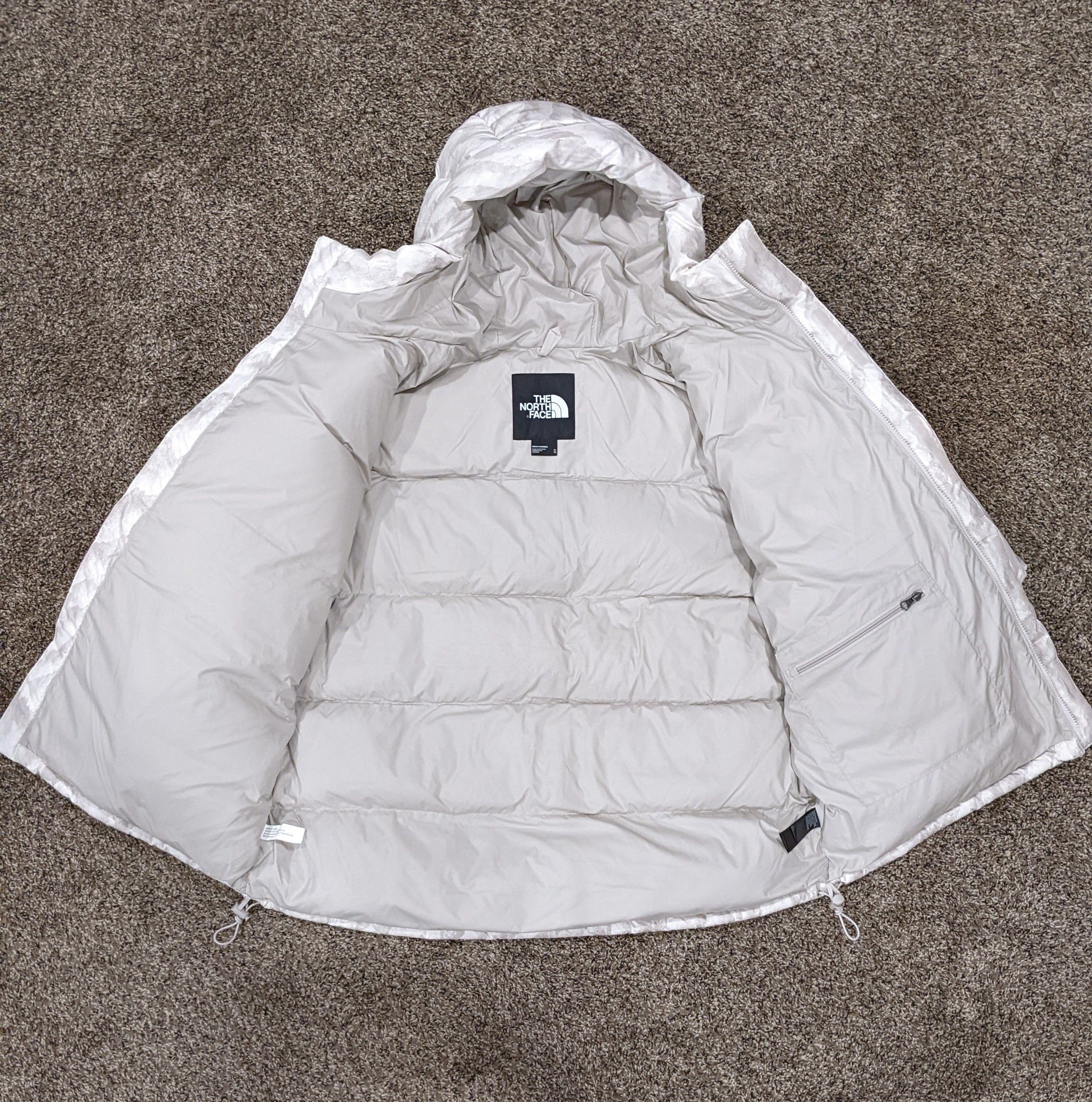 The North Face TNF M HMLYN Down Nuptse 550 Fill