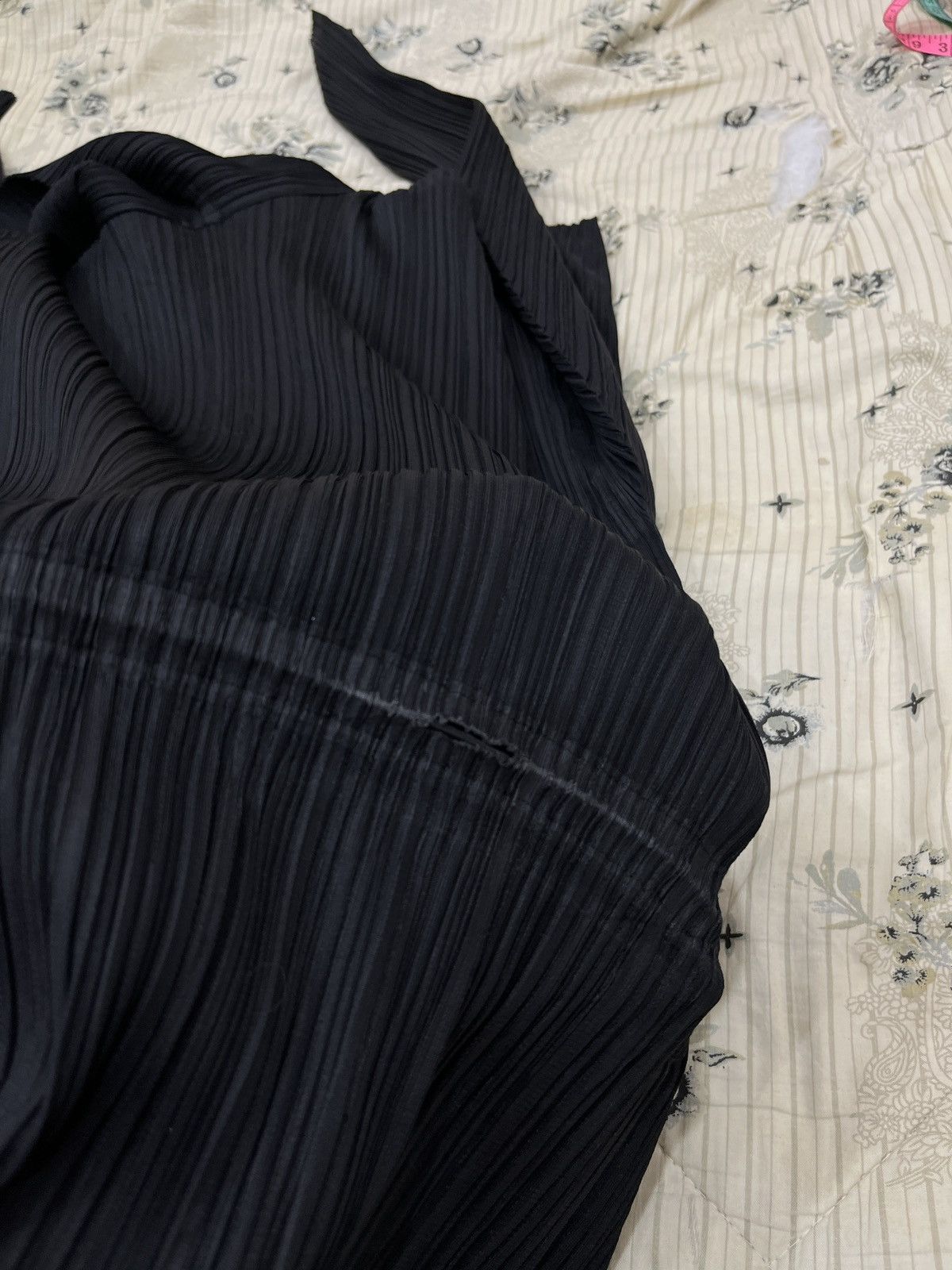 Pleats Please Issey Miyake (Oooo). ISSEY MIYAKE PLEATS PLEASE HOODIE JACKET Size M / US 6-8 / IT 42-44 - 16 Thumbnail