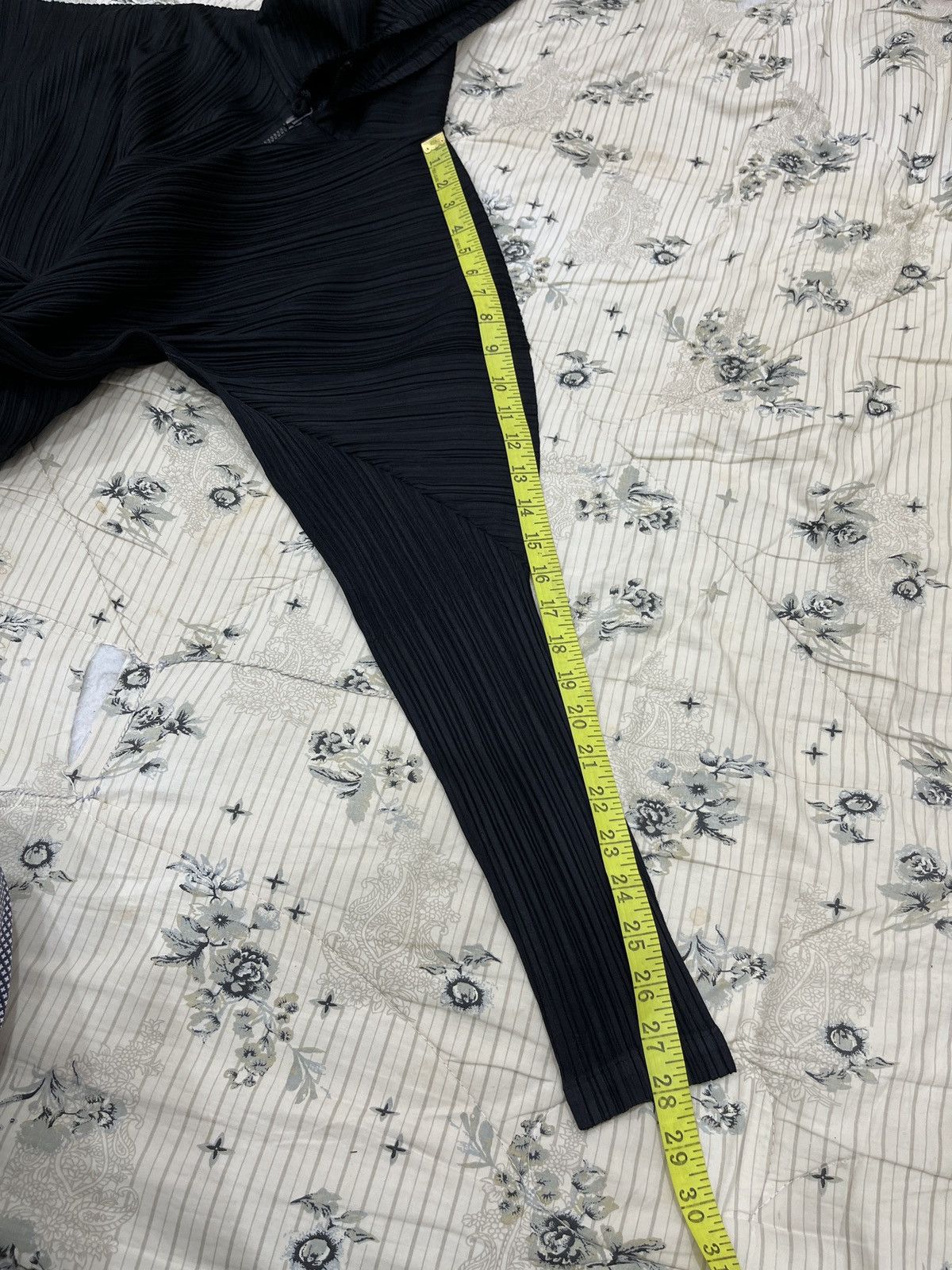 Pleats Please Issey Miyake (Oooo). ISSEY MIYAKE PLEATS PLEASE HOODIE JACKET Size M / US 6-8 / IT 42-44 - 20 Thumbnail