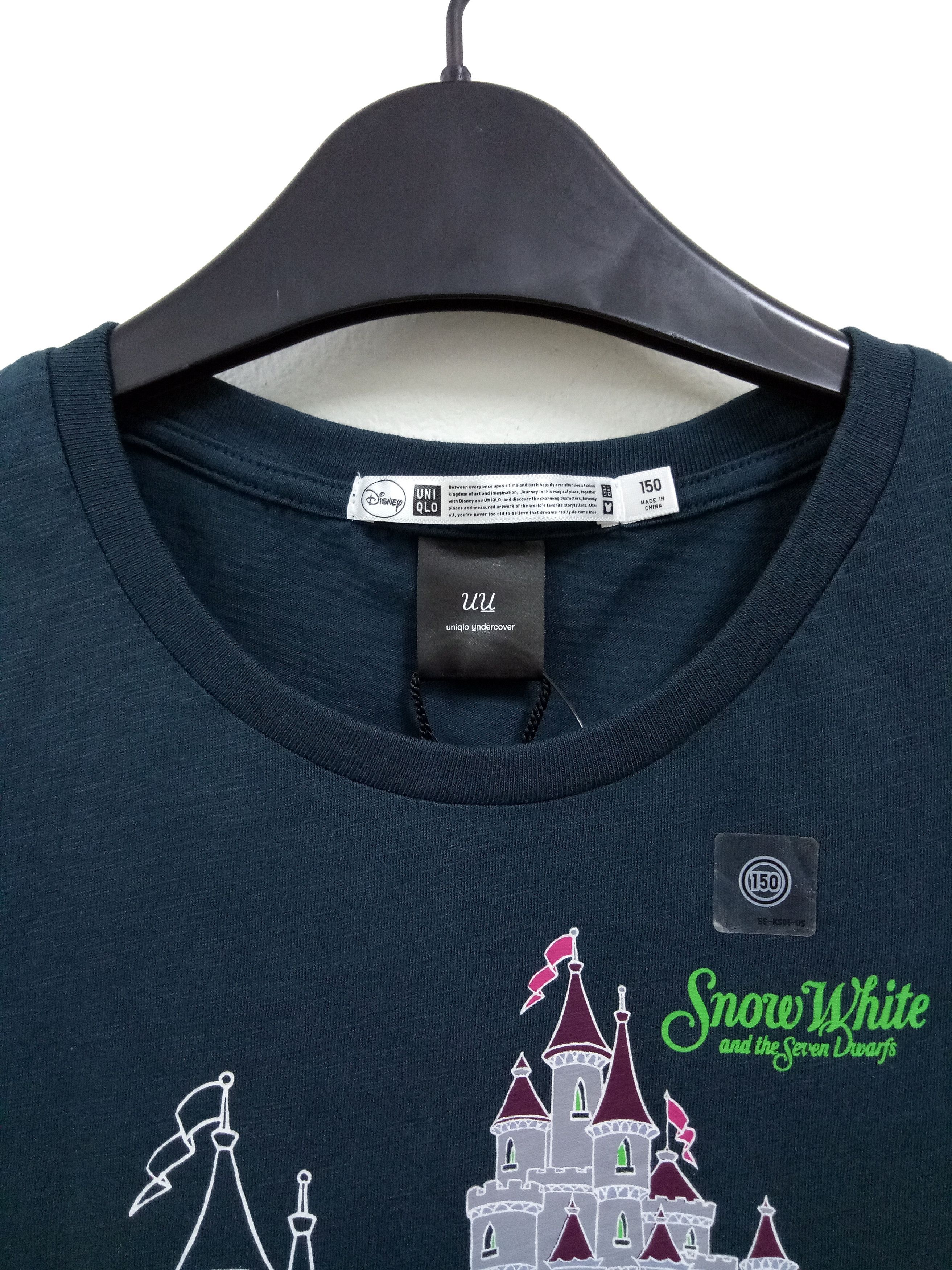 Undercover × Uniqlo 🔥NWT🔥Undercover X Jun Takashi X Uniqlo Snow White T-Shirt Size US XS / EU 42 / 0 - 6 Thumbnail