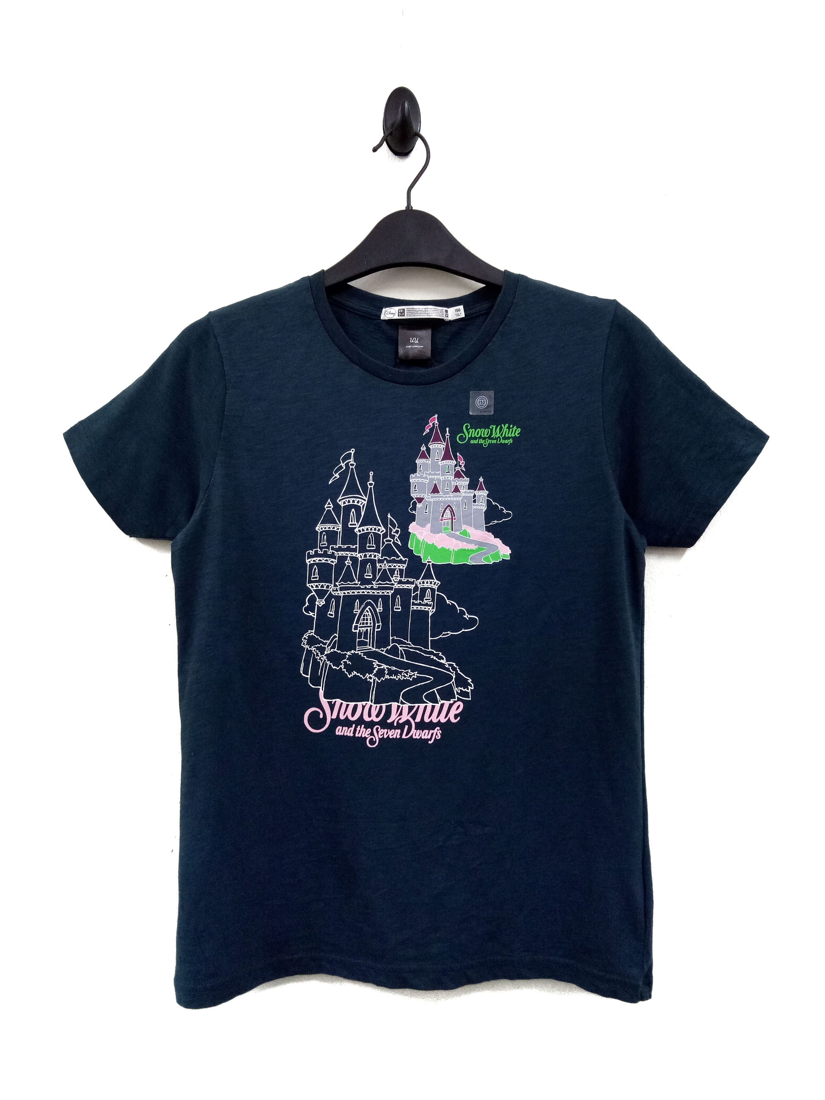 Undercover × Uniqlo 🔥NWT🔥Undercover X Jun Takashi X Uniqlo Snow White T-Shirt Size US XS / EU 42 / 0 - 4 Thumbnail