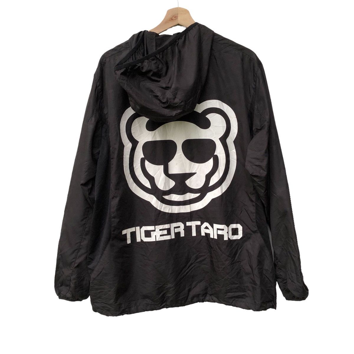 image of Vintage Vyt Tiger Taro Light Jacket in Black, Men's (Size Large)
