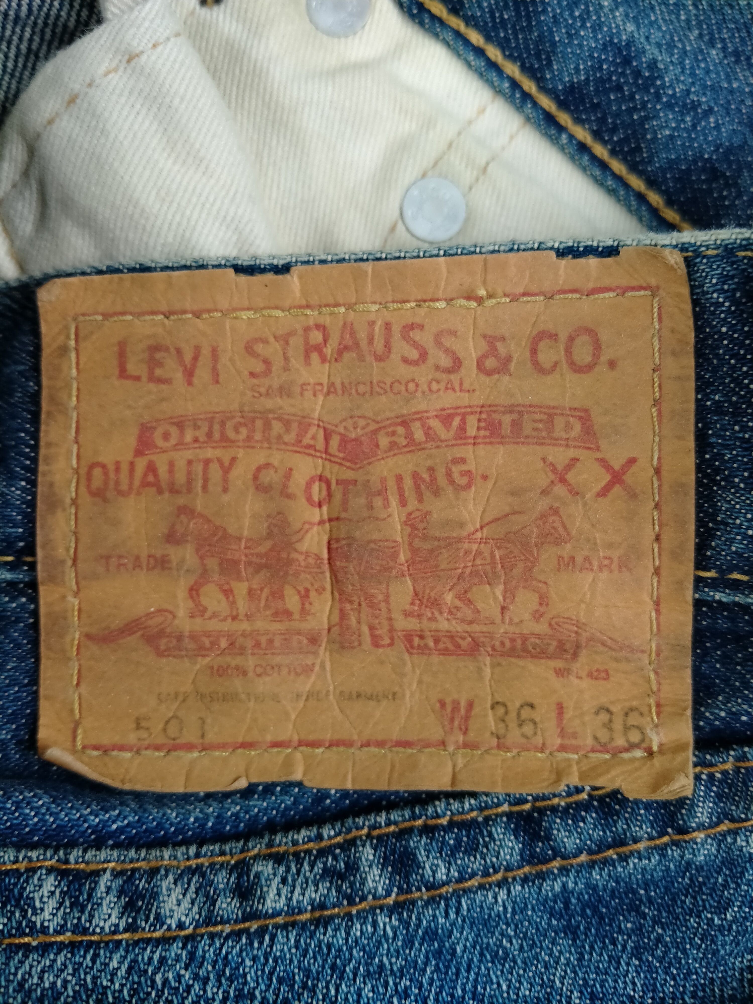 Levi's Vintage Clothing Vintage Levi's 501 Big E 1971 Distressed Reproduction Jeans Size US 34 / EU 50 - 21 Thumbnail