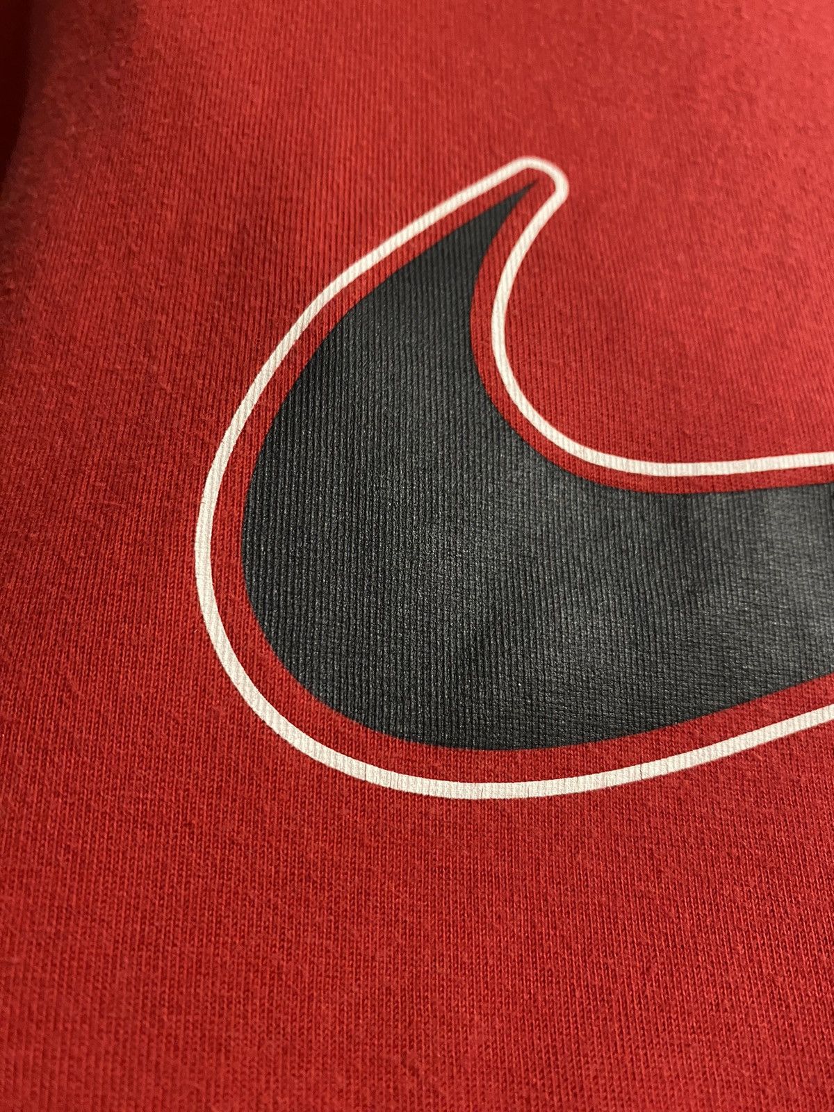Nike × Vintage Rare Vintage T-Shirt Nike Big Logo Centr Swoosh. Drill Y2K Size US M / EU 48-50 / 2 - 7 Thumbnail