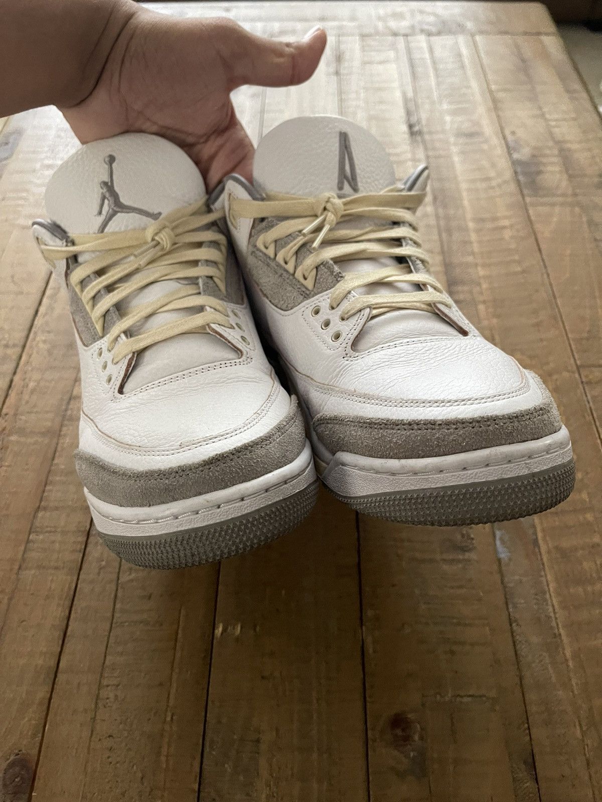 A Ma Maniere × Jordan Brand Jordan 3 A Ma Maniere Size US 10.5 / EU 43-44 - 2 Thumbnail