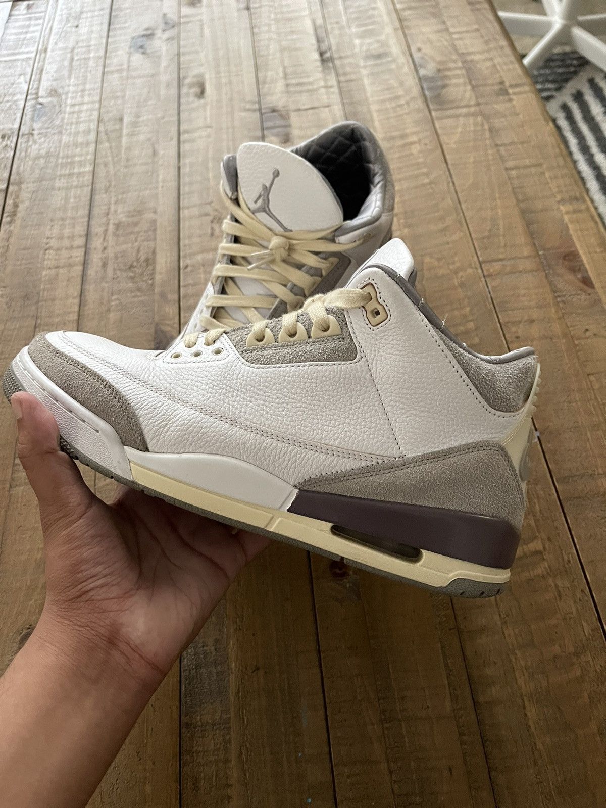 A Ma Maniere × Jordan Brand Jordan 3 A Ma Maniere Size US 10.5 / EU 43-44 - 3 Thumbnail