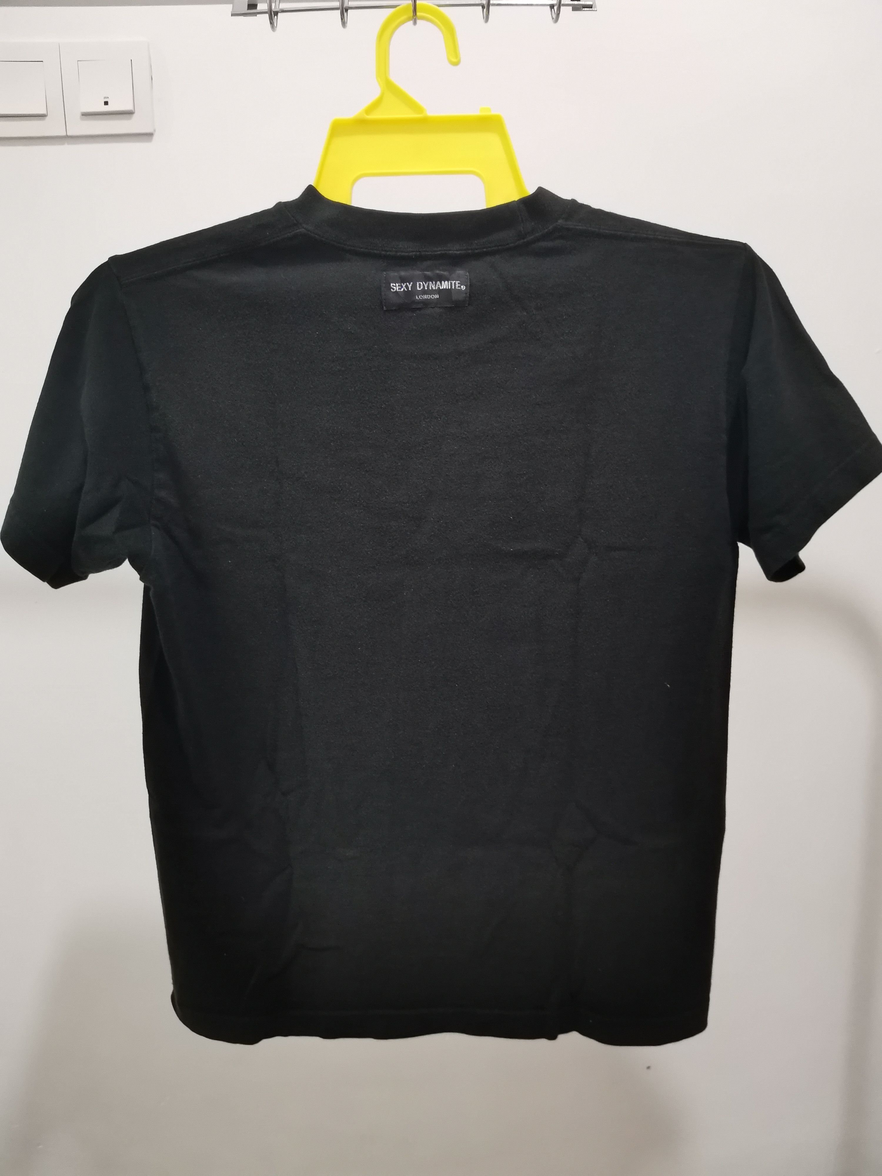 Japanese Brand Vintage Sexy Dynamite Japanese Designer Tee Sexy Girl Bitch Size US M / EU 48-50 / 2 - 3 Thumbnail