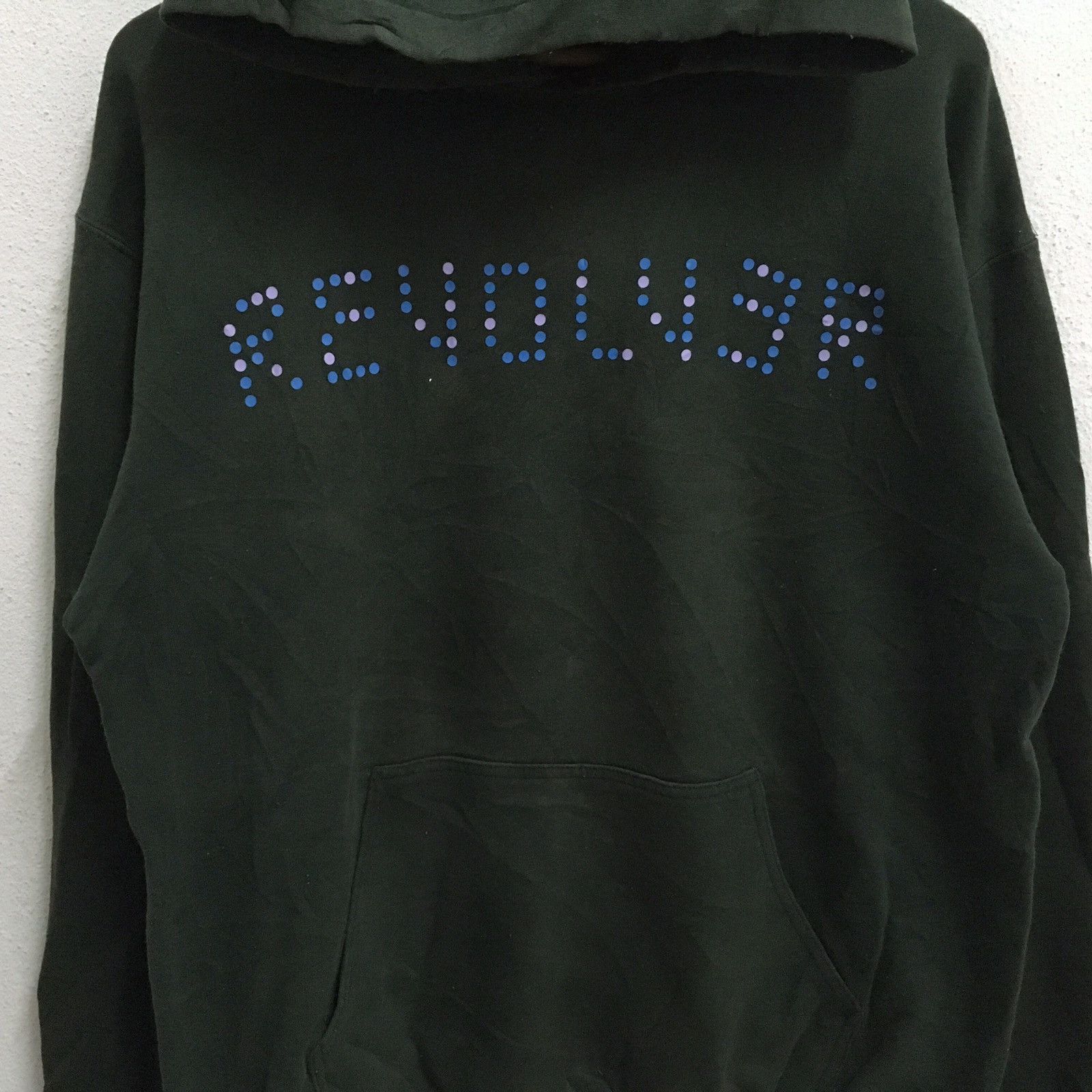 Band Tees × Mtv × Vintage VINTAGE REVOLVER BAND BY MTV BIG LOGO HOODIE PULLOVER Size US L / EU 52-54 / 3 - 4 Thumbnail