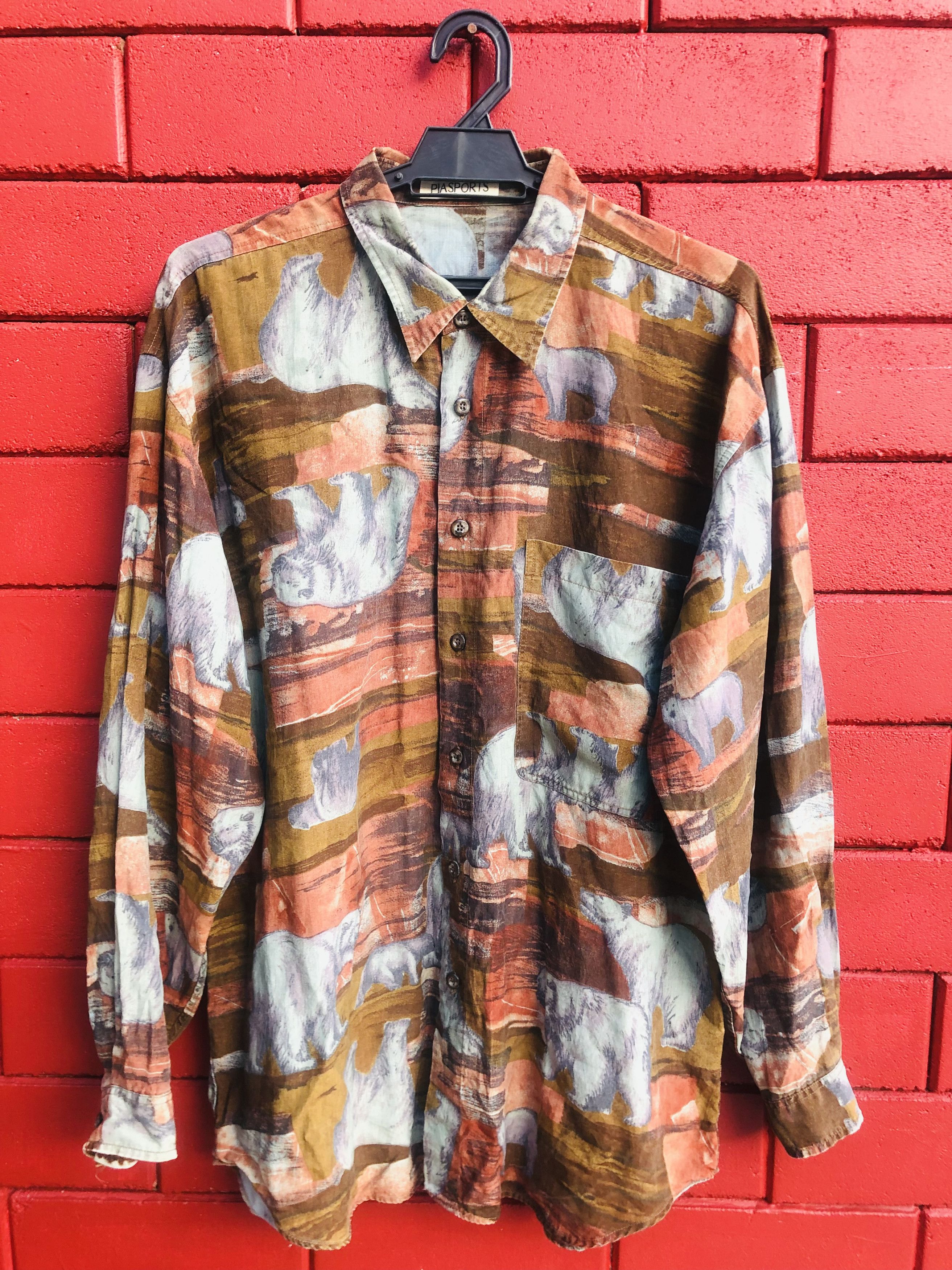 Japanese Brand × Vintage Vintage Pia Sport White Bear Japan Designed Fashion Style Size US L / EU 52-54 / 3 - 1 Thumbnail