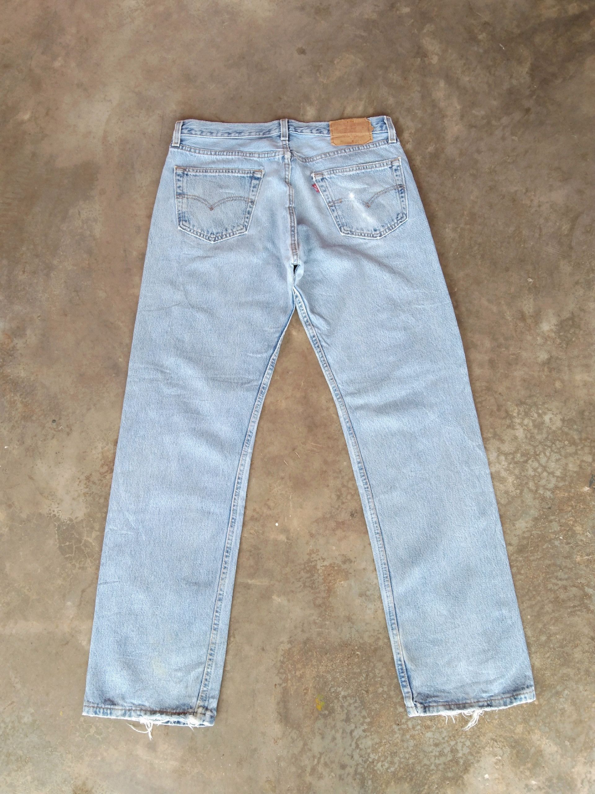 Levi's Vintage Levis 501 Light Wash Made In USA Distressed Jeans Size US 34 / EU 50 - 2 Thumbnail