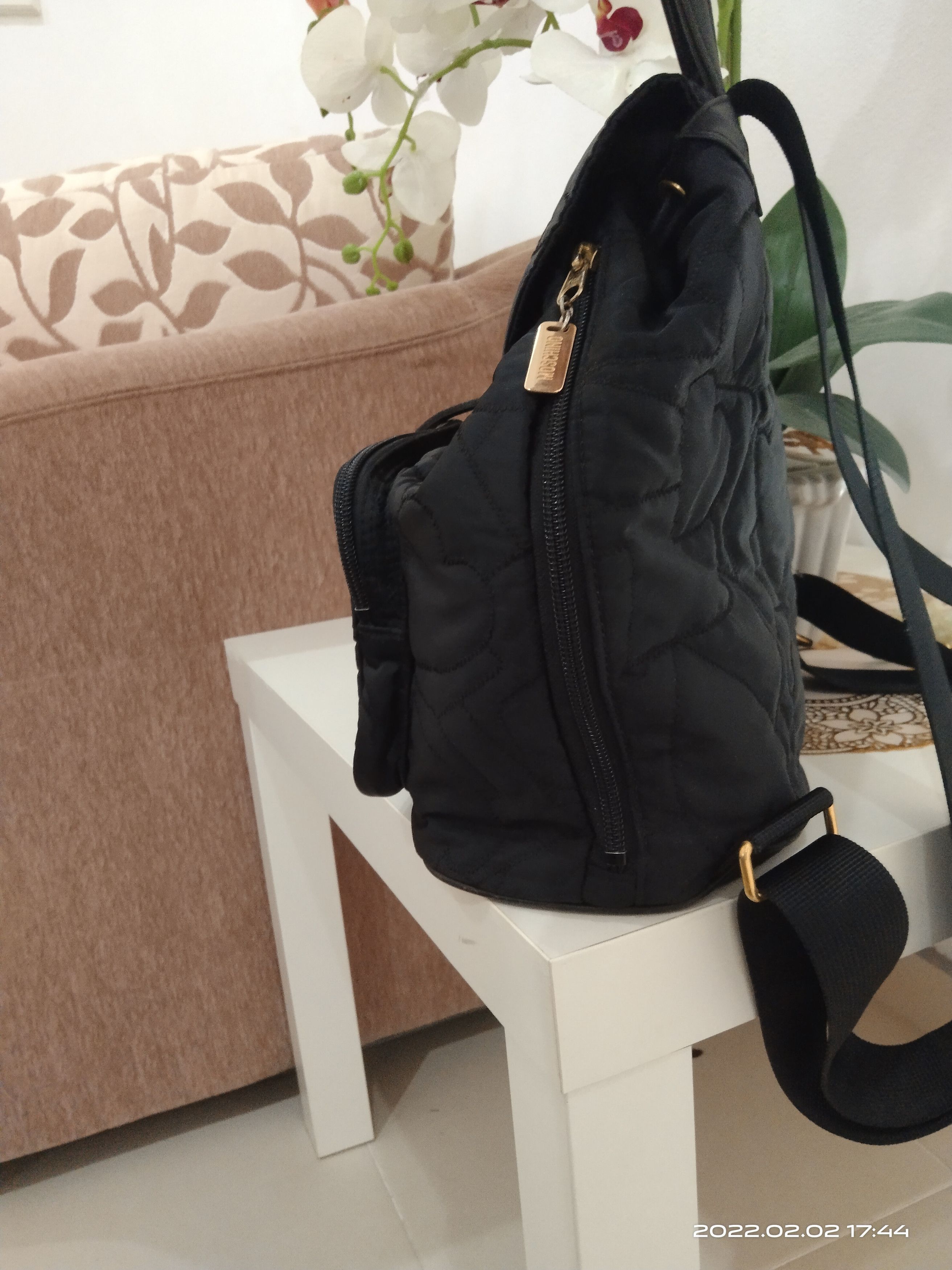 Moschino GRAIL🔥OG MOSCHINO QUILTED LOVE RUSACK BAGPACK Size ONE SIZE - 3 Thumbnail