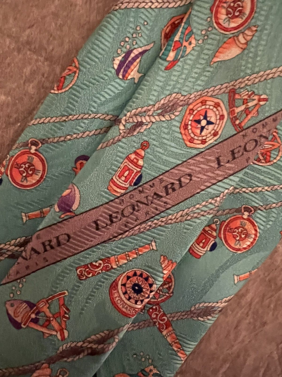 LEONARD PARIS LUXURY MULTIE COLOR 100% SILK NECK TIE ITALY