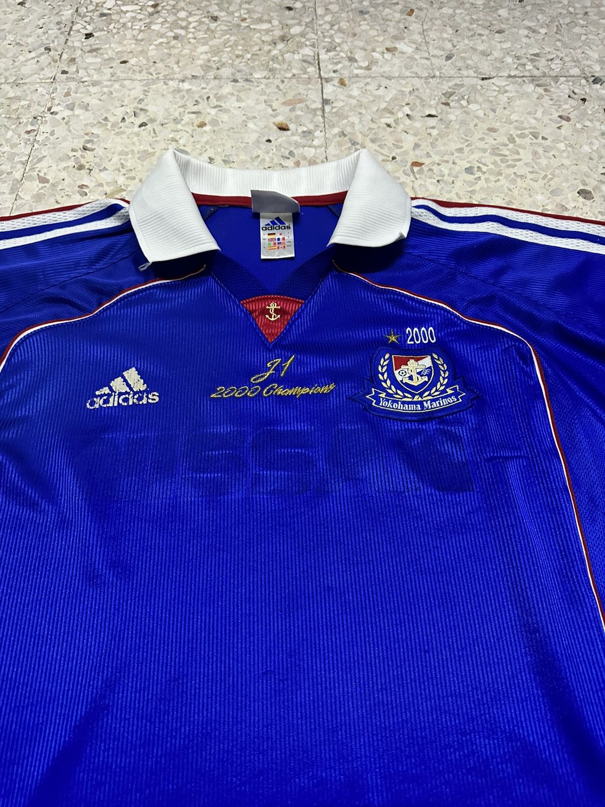 Adidas Vintage Adidas 2000 Yokohama marinos Jersey Champions J1 Size US L / EU 52-54 / 3 - 3 Thumbnail