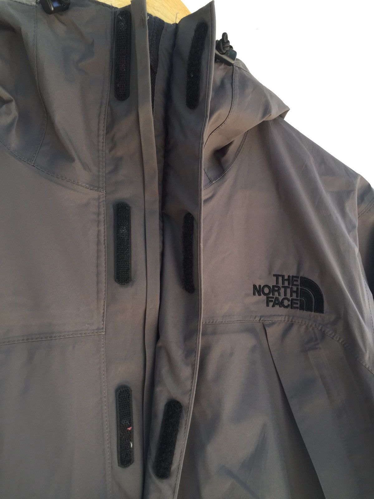 The North Face THE NORTH FACE WINDBREAKER SIDE POCKET HOODIES SWEATER Size US S / EU 44-46 / 1 - 9 Thumbnail