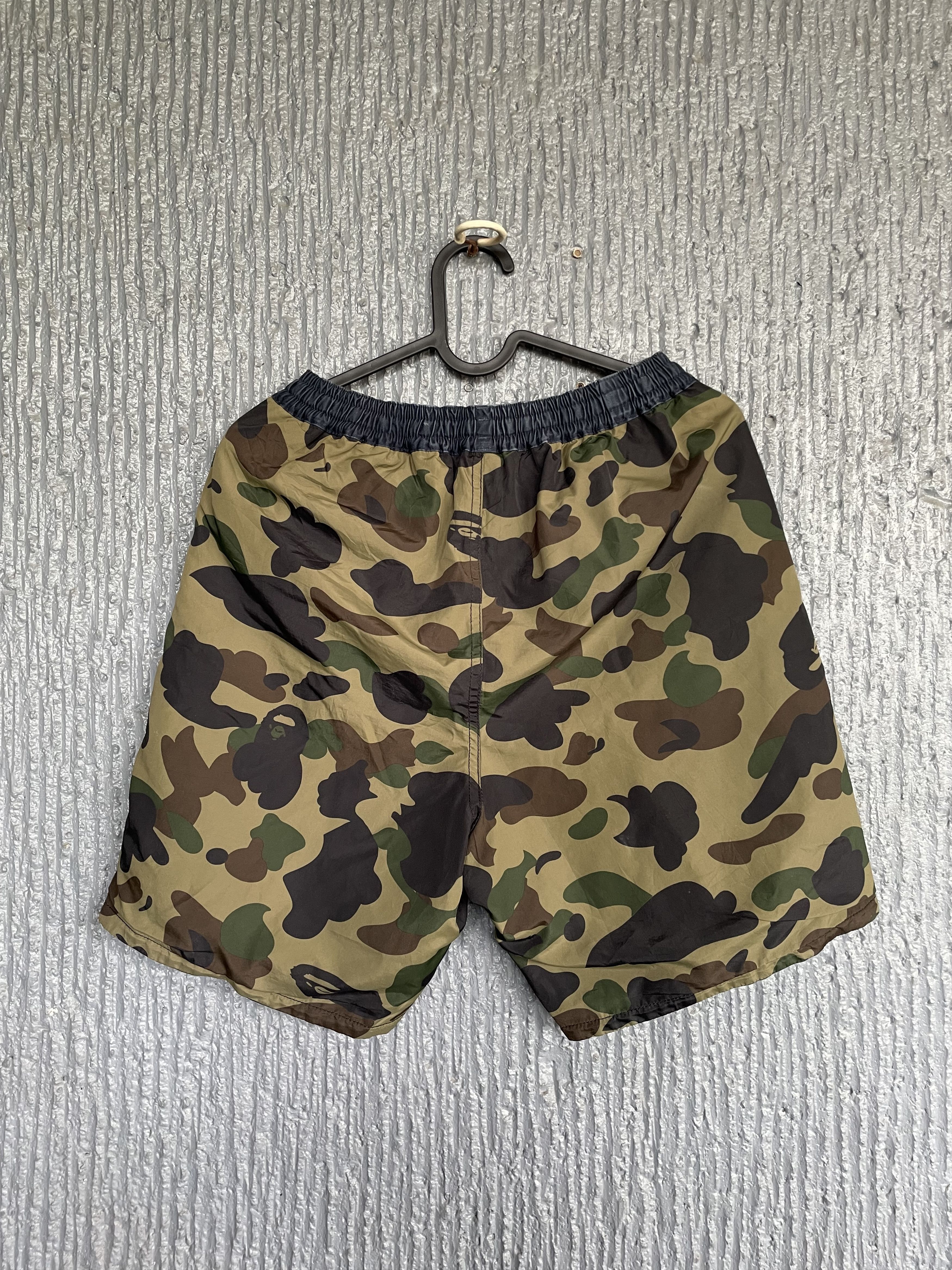 Bape Bape College Logo Reversible Camo Swim short Size US 28 / EU 44 - 2 Thumbnail