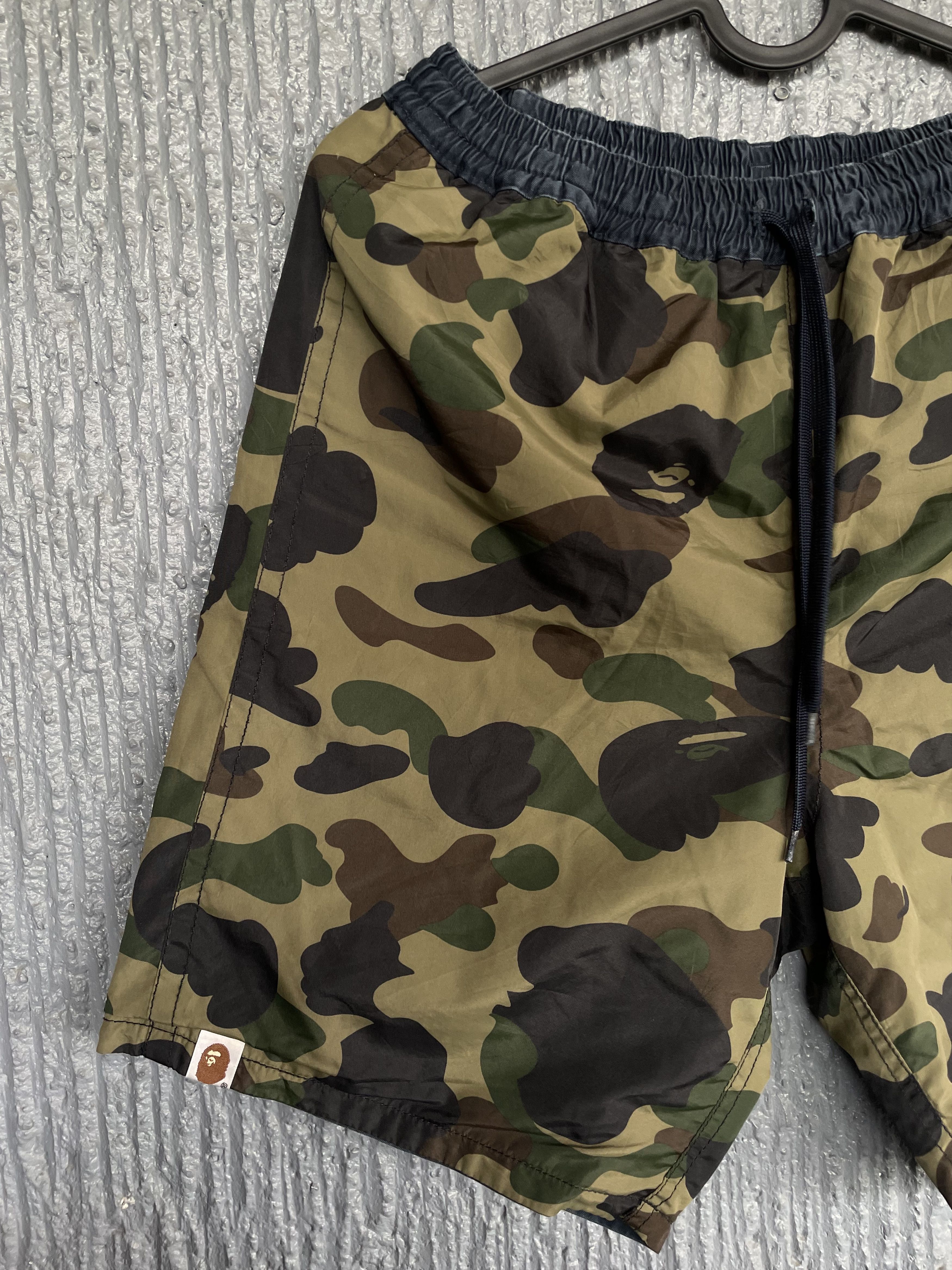Bape Bape College Logo Reversible Camo Swim short Size US 28 / EU 44 - 3 Thumbnail