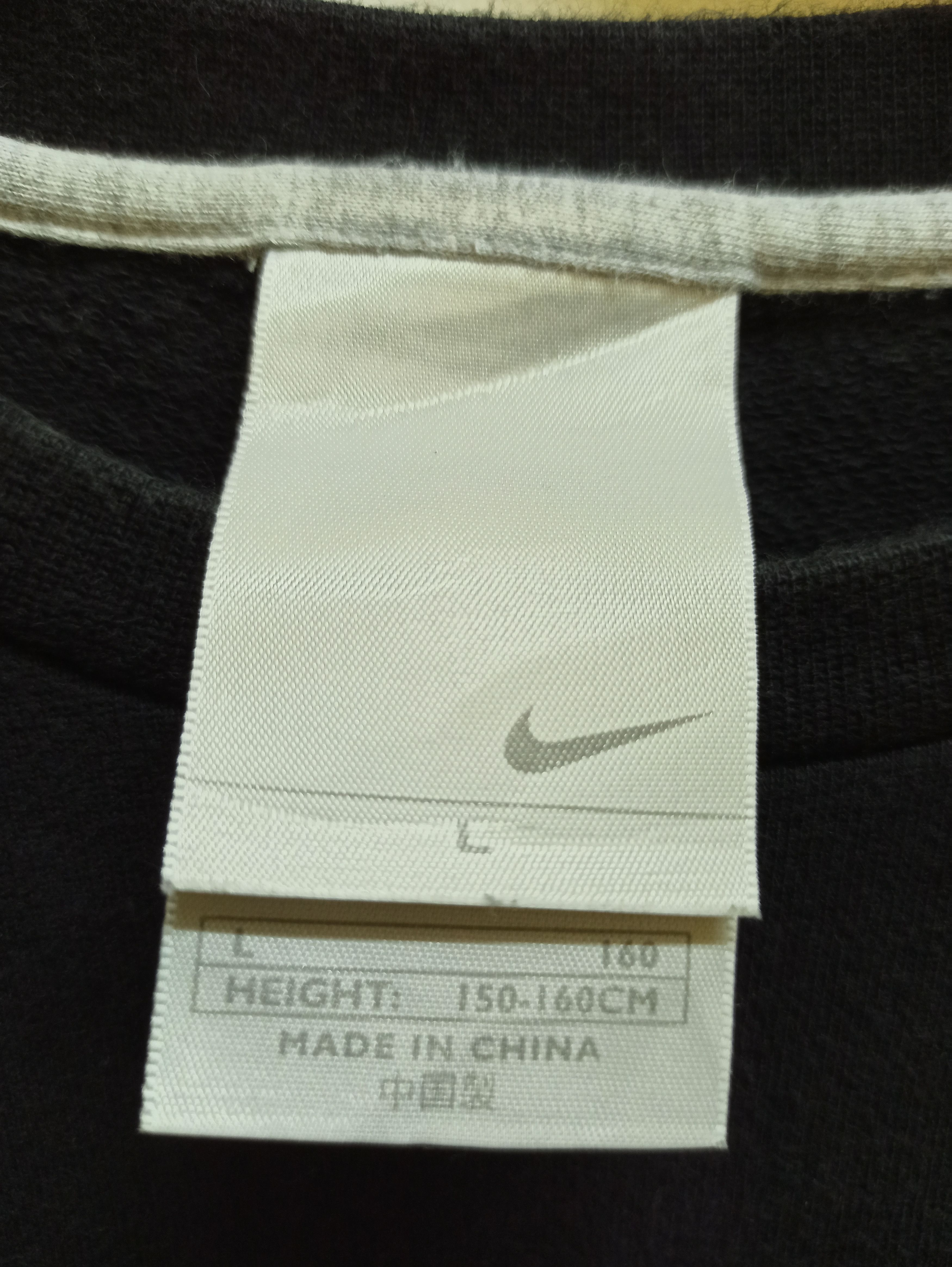 Nike Rare Nike Sweatshirts Big Logo Nice Design (c32) Size US M / EU 48-50 / 2 - 6 Thumbnail