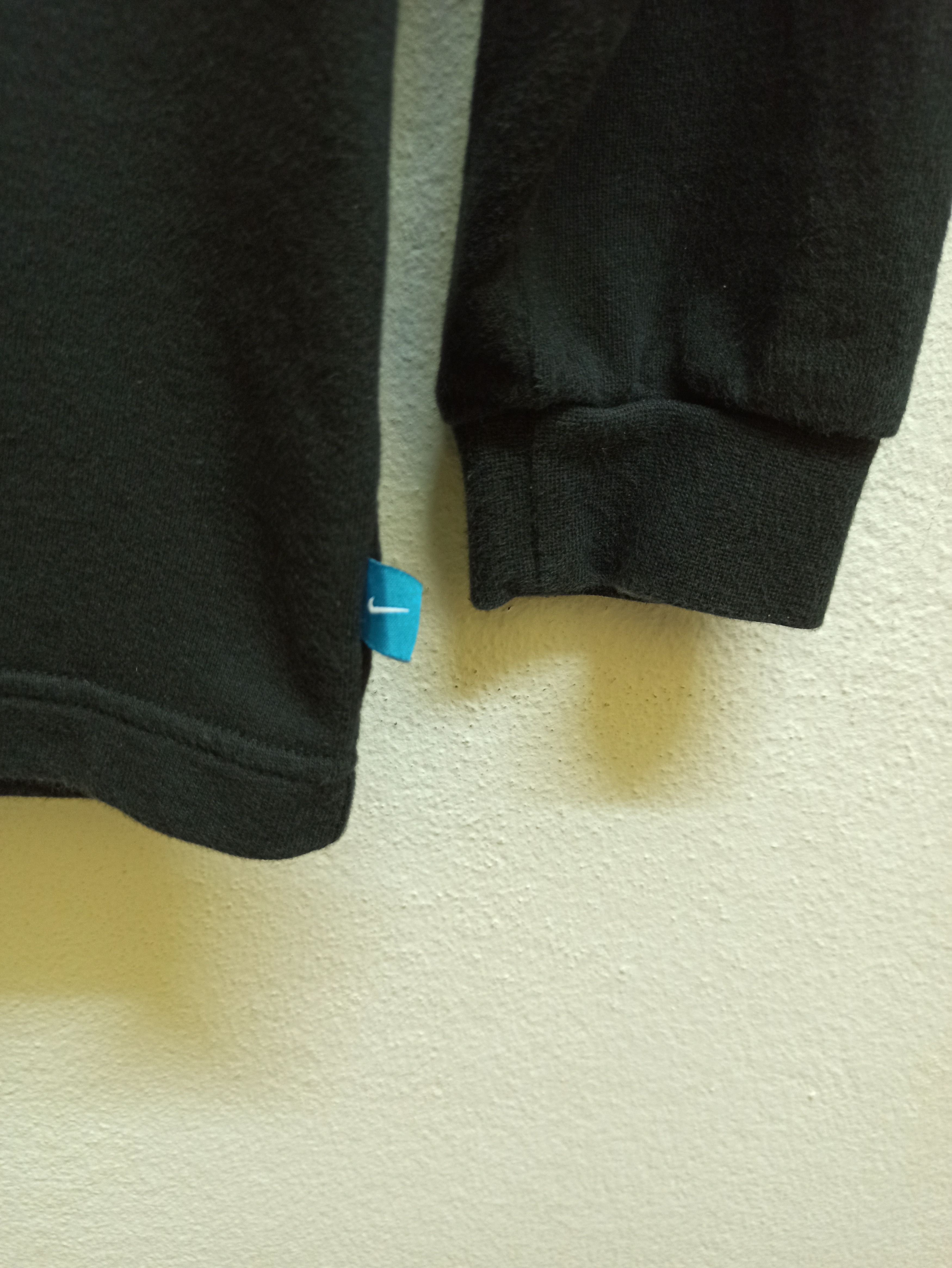 Nike Rare Nike Sweatshirts Big Logo Nice Design (c32) Size US M / EU 48-50 / 2 - 5 Thumbnail