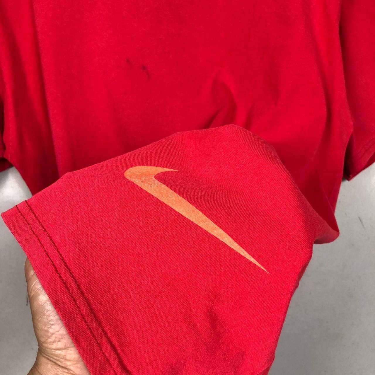 Nike × Vintage Vintage 90s Nike Swoosh Logo Red Tshirt Size US M / EU 48-50 / 2 - 5 Thumbnail