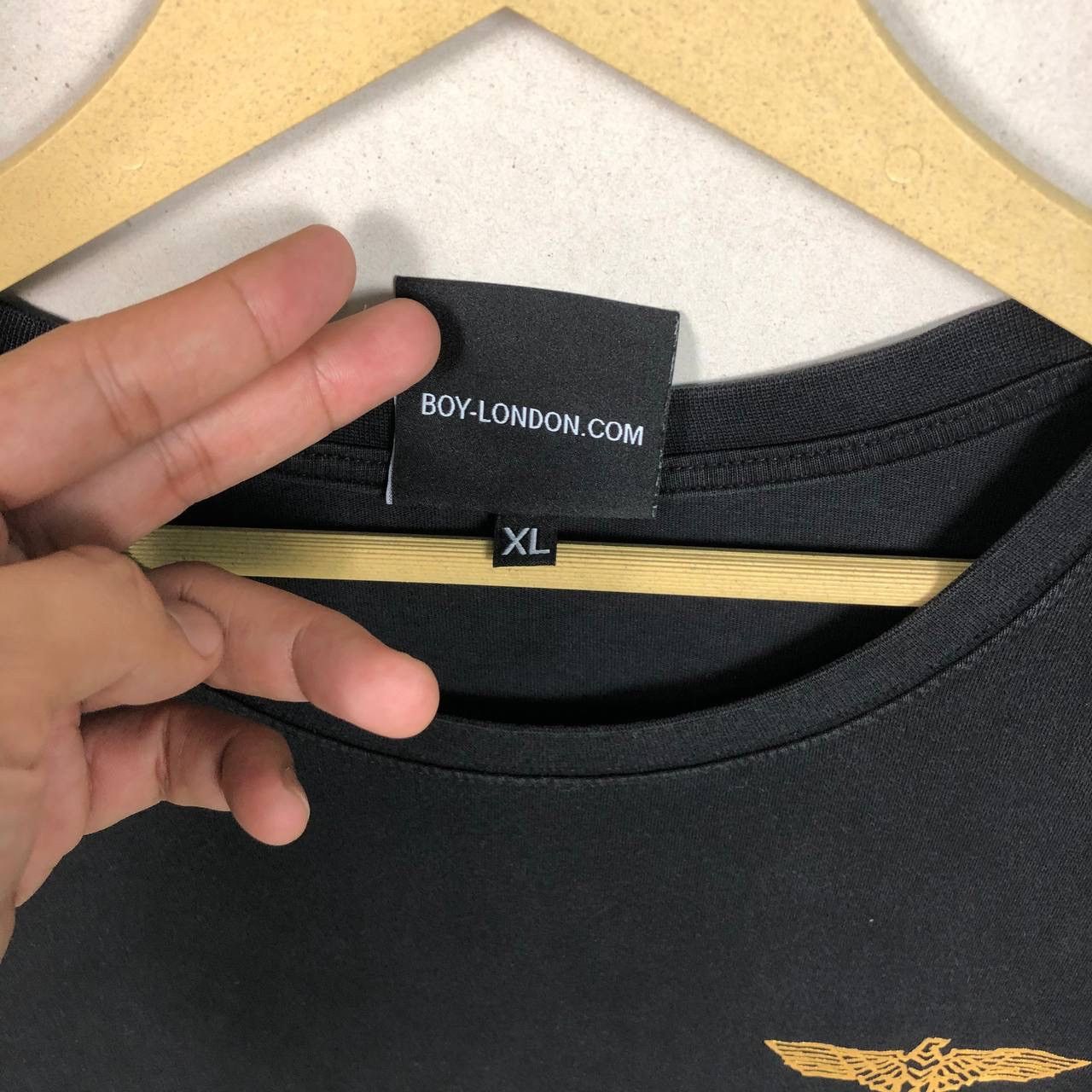 Boy London × Vintage Vintage Boy London Gold Wings Black Tshirt XL Size US XL / EU 56 / 4 - 6 Thumbnail