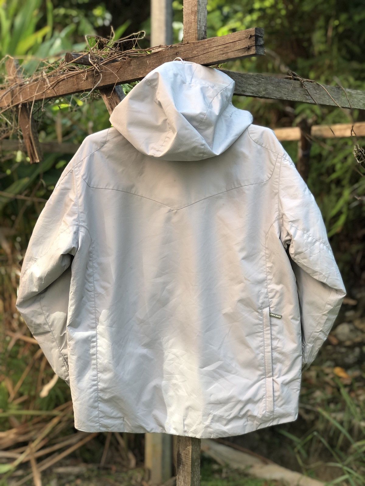 Descente Vintage Descente Ski Jacket Multi Pocket Winter Size US L / EU 52-54 / 3 - 11 Thumbnail