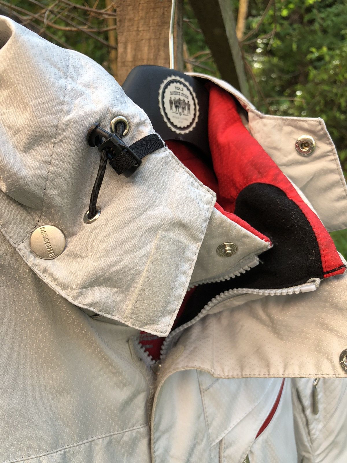 Descente Vintage Descente Ski Jacket Multi Pocket Winter Size US L / EU 52-54 / 3 - 8 Thumbnail