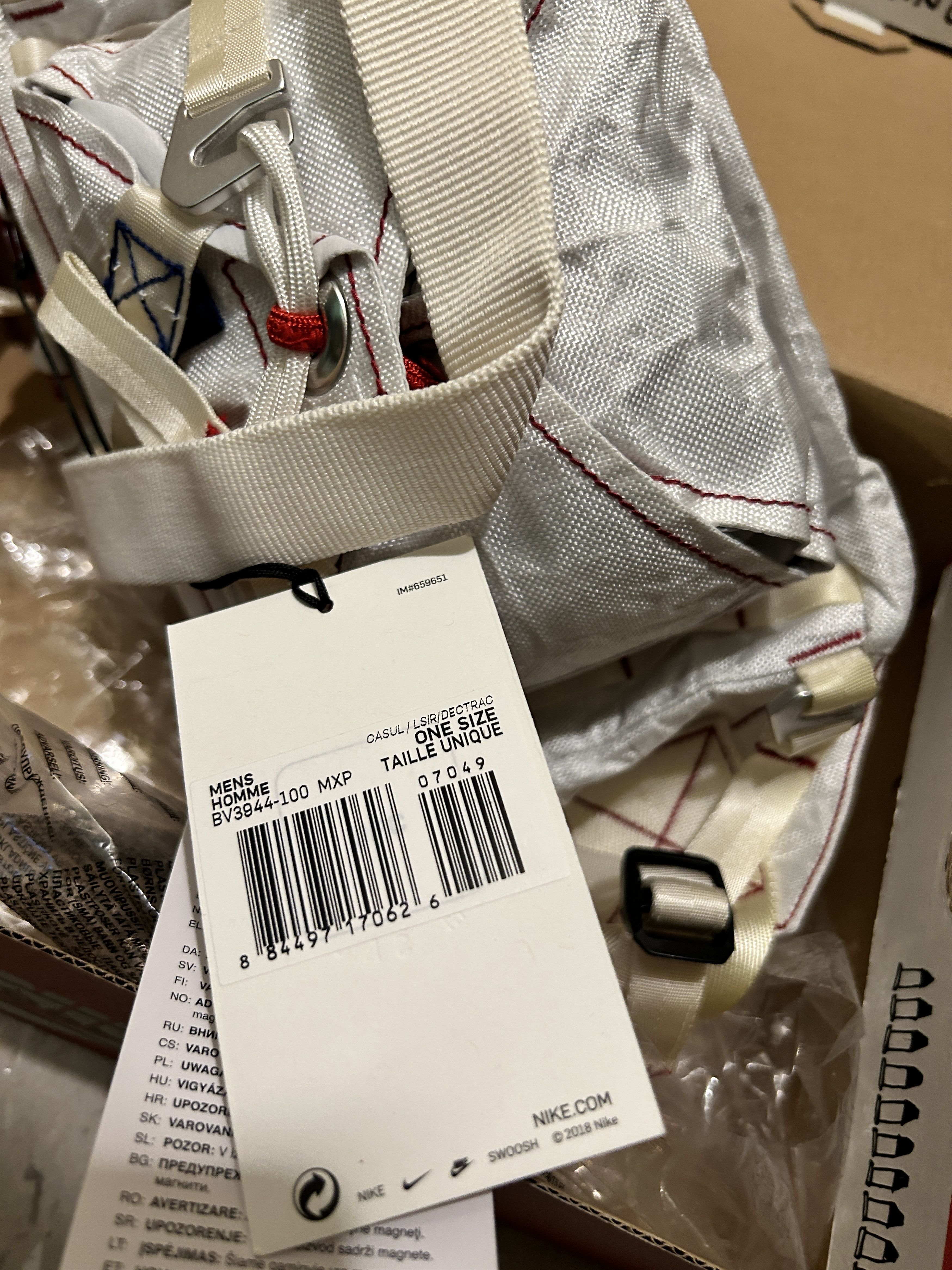 Nike × Tom Sachs Nike x Tom Sachs Exploding Poncho Men's White Size ONE SIZE - 8 Thumbnail