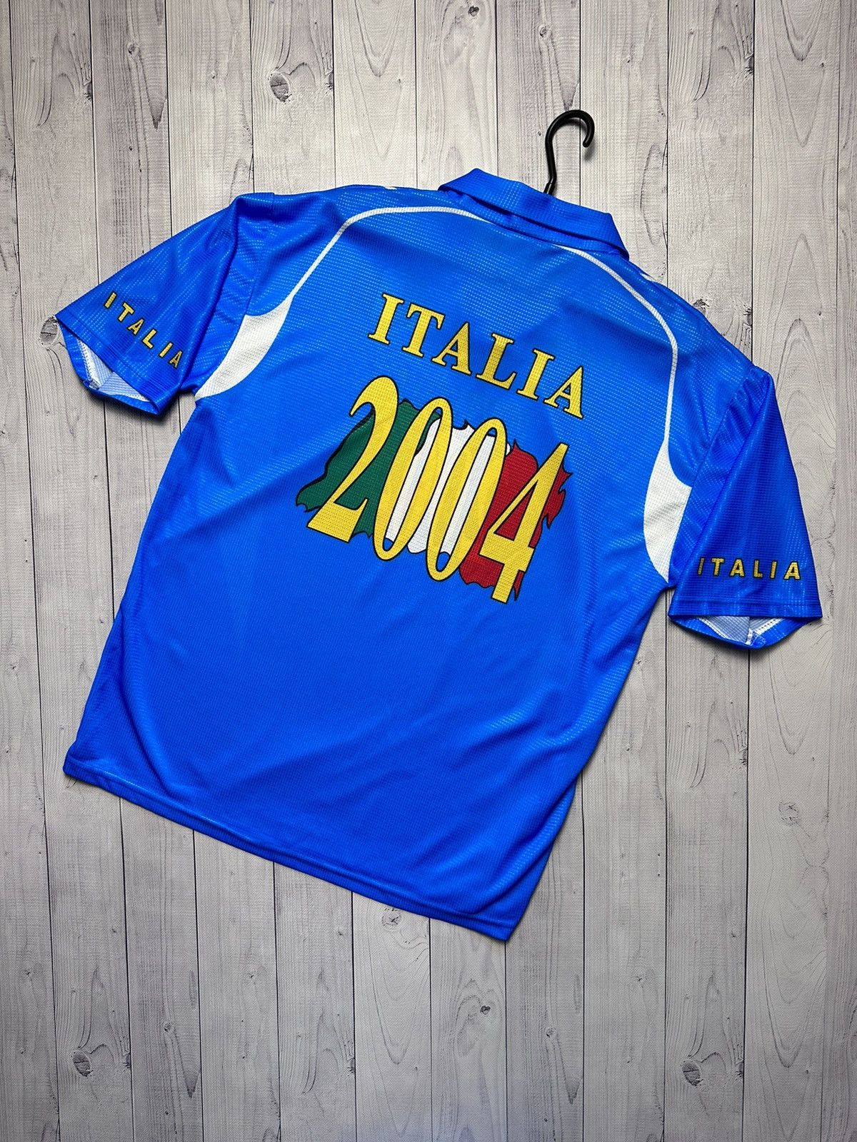 Vintage Vintage Italy polo logo size XL 2004 Size US XL / EU 56 / 4 - 1 Thumbnail