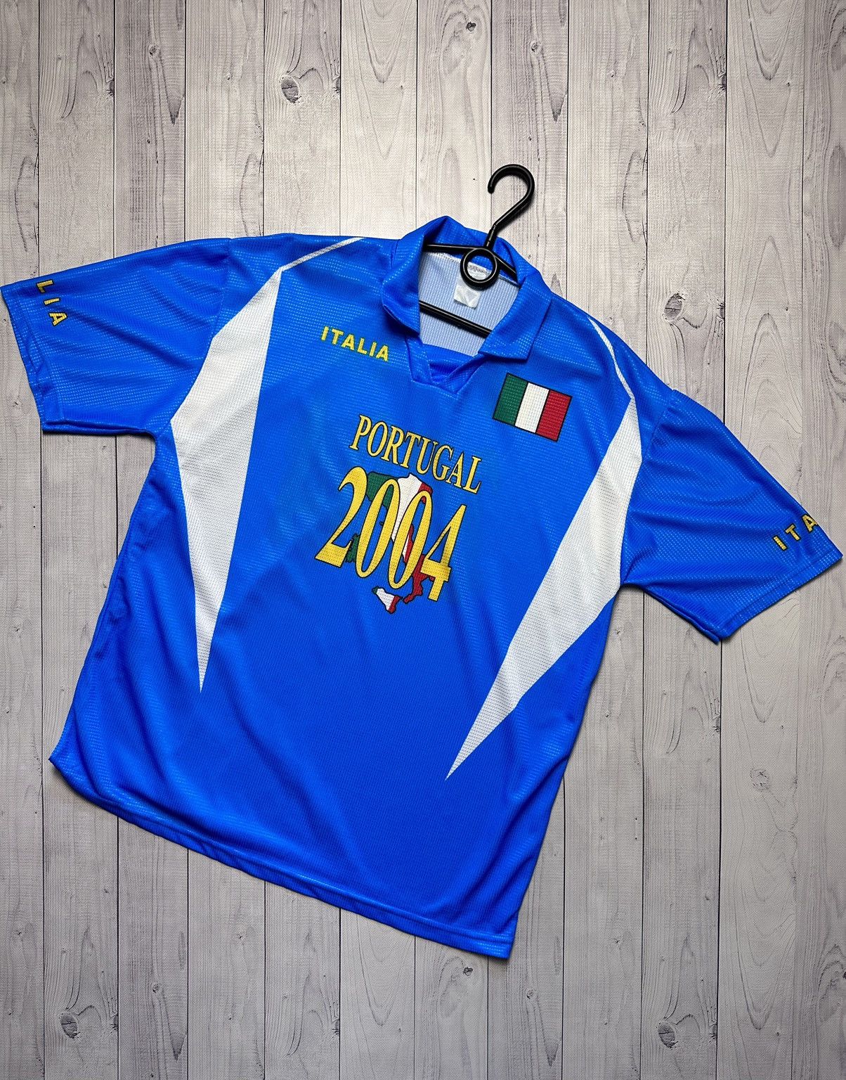Vintage Vintage Italy polo logo size XL 2004 Size US XL / EU 56 / 4 - 3 Thumbnail