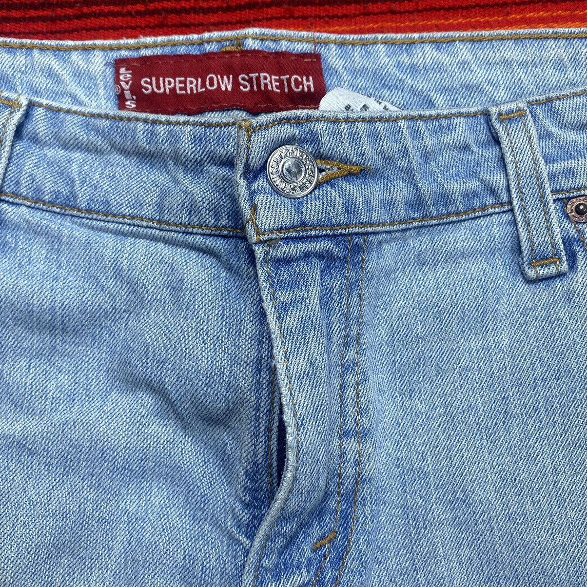 Levi's Vintage Levi’s 518 Y2k Superflow Bootcut Denim Size US 37 - 5 Thumbnail