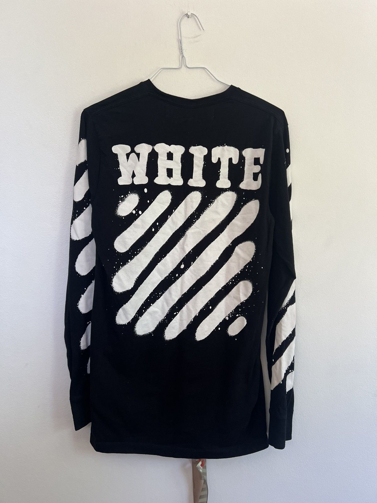 Off White Off white spray paint Long sleeve TEE Grailed