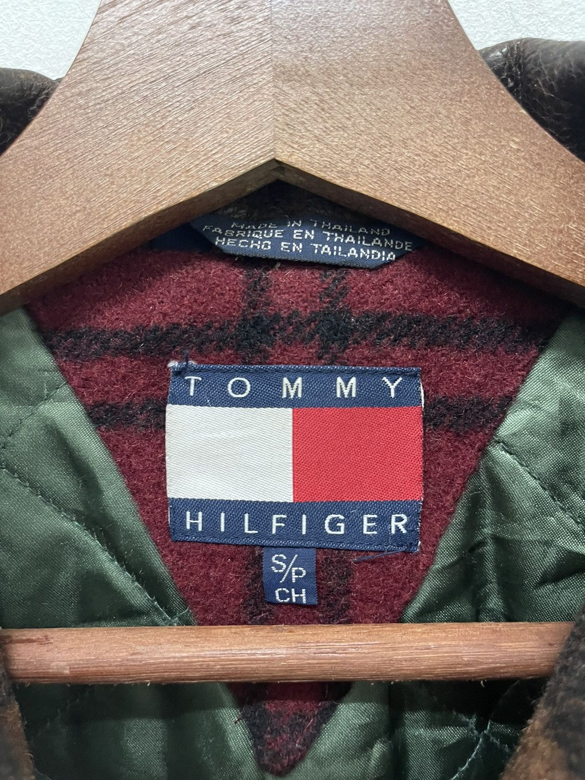 Tommy Hilfiger True Vintage Tommy Hilfiger Tartan Heavy Wool Leather Collar Size US XL / EU 56 / 4 - 7 Thumbnail