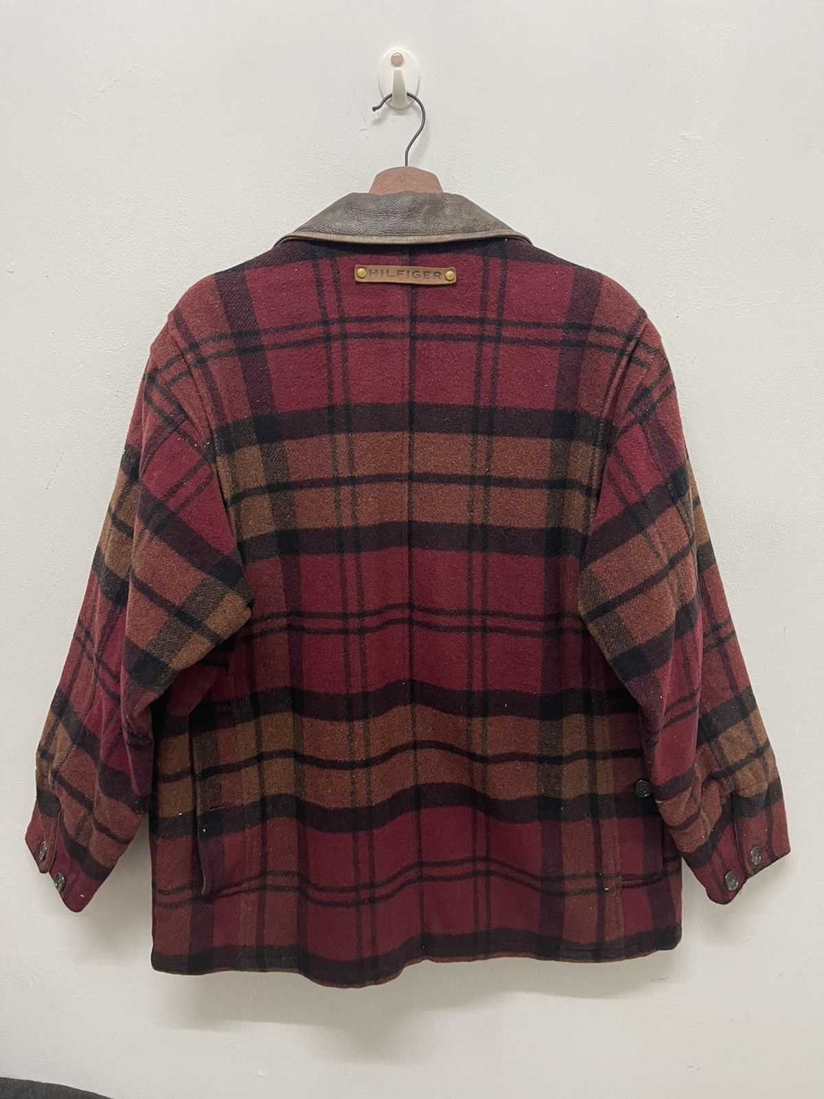 Tommy Hilfiger True Vintage Tommy Hilfiger Tartan Heavy Wool Leather Collar Size US XL / EU 56 / 4 - 4 Thumbnail