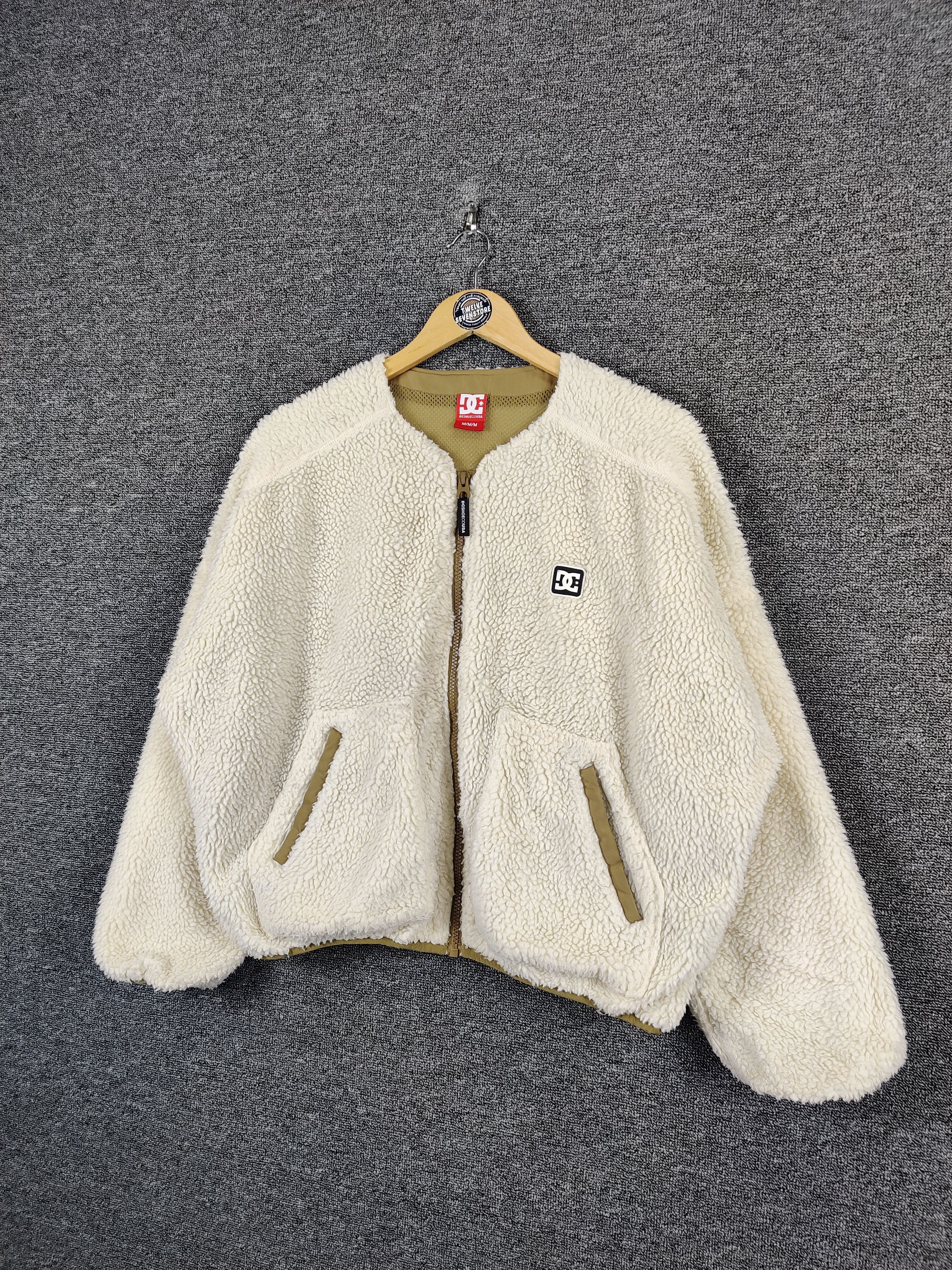 DC Vintage Dc Shoes Skateboard Sherpa Fleece Jacket Size US M / EU 48-50 / 2 - 2 Thumbnail