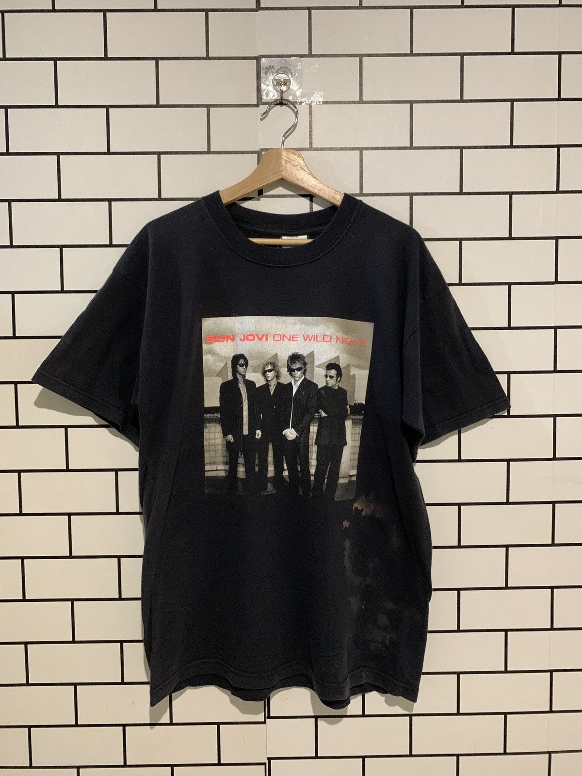 Band Tees Bon Jovi One Wild Night Am1 Size US L / EU 52-54 / 3 - 1 Thumbnail