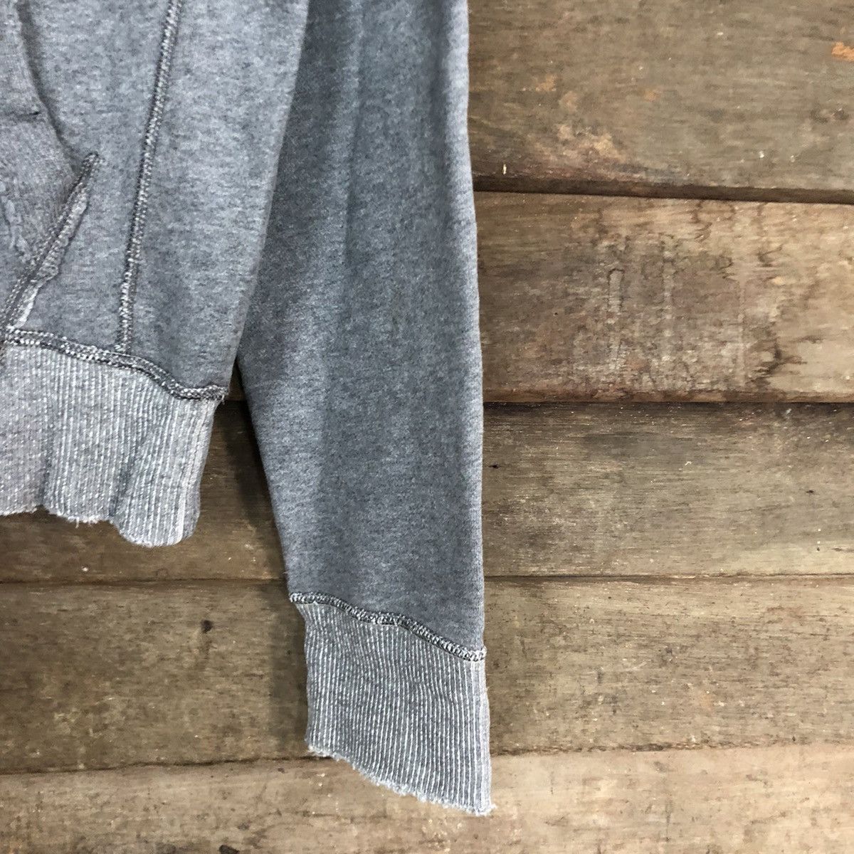 Abercrombie & Fitch Abercrombie & Fitch Grey Hoodies faded sweatshirt #054B Size US L / EU 52-54 / 3 - 4 Thumbnail