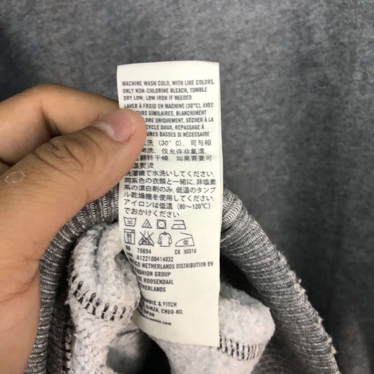 Abercrombie & Fitch Abercrombie & Fitch Grey Hoodies faded sweatshirt #054B Size US L / EU 52-54 / 3 - 15 Thumbnail