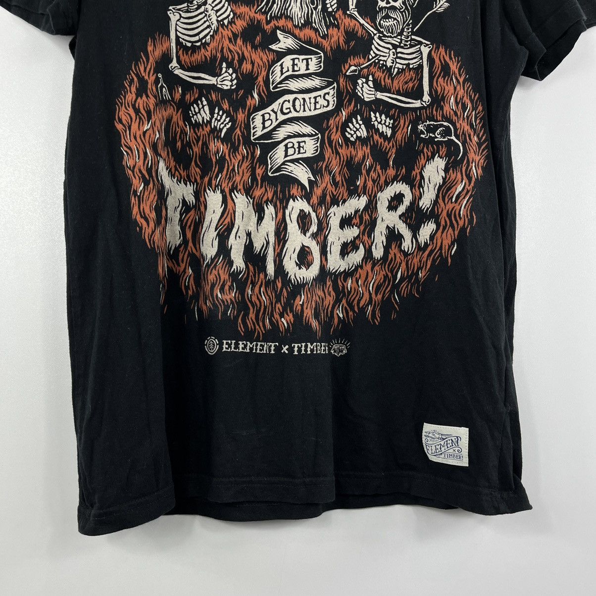 Element × Vintage Vintage Element x Timber Skeletons Logo Size M Size US M / EU 48-50 / 2 - 4 Thumbnail