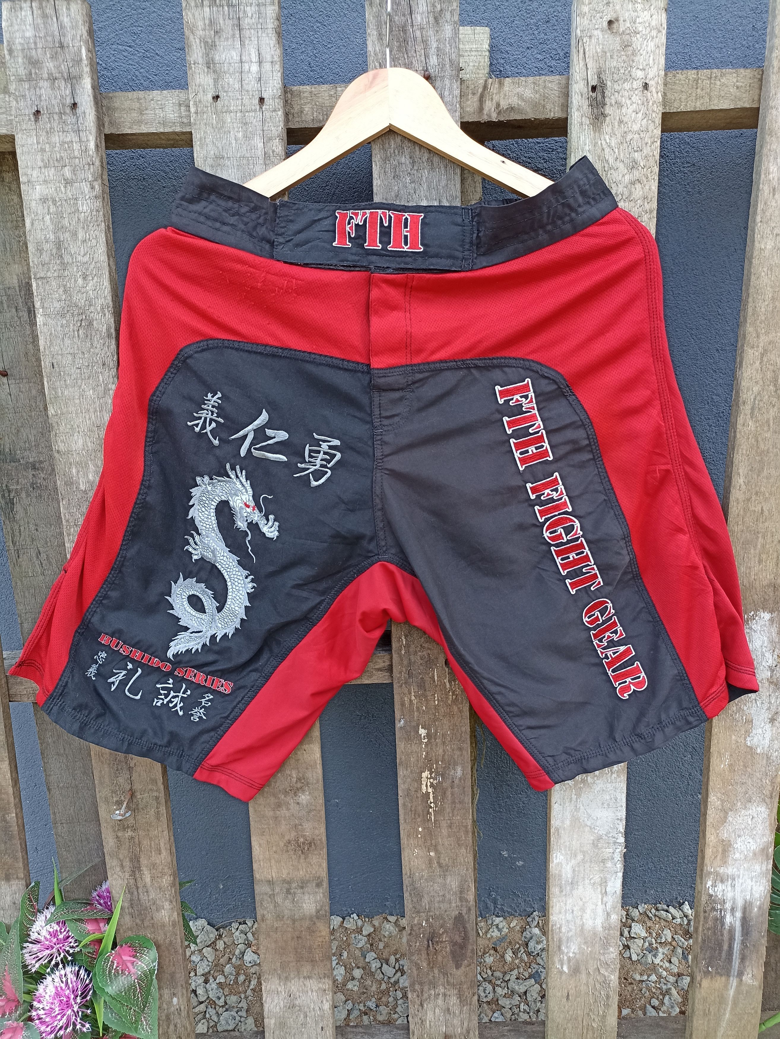 Japanese Brand FTH Short Embroidered Logo Size US 30 / EU 46 - 1 Thumbnail