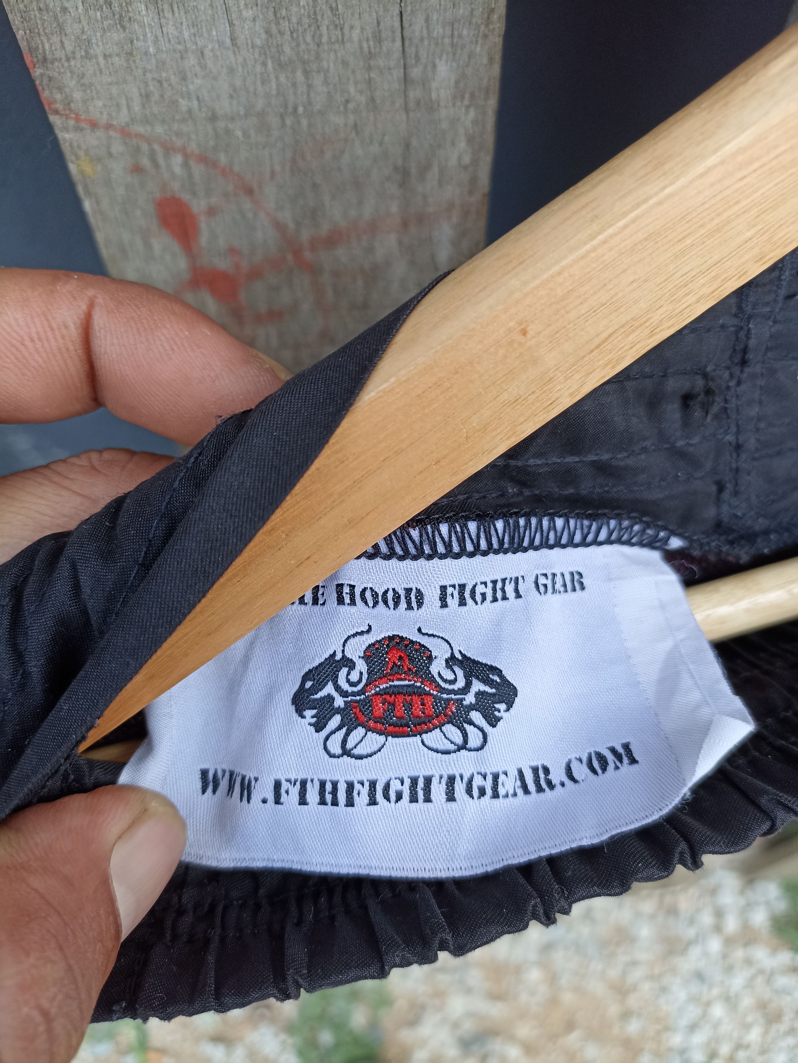 Japanese Brand FTH Short Embroidered Logo Size US 30 / EU 46 - 5 Thumbnail