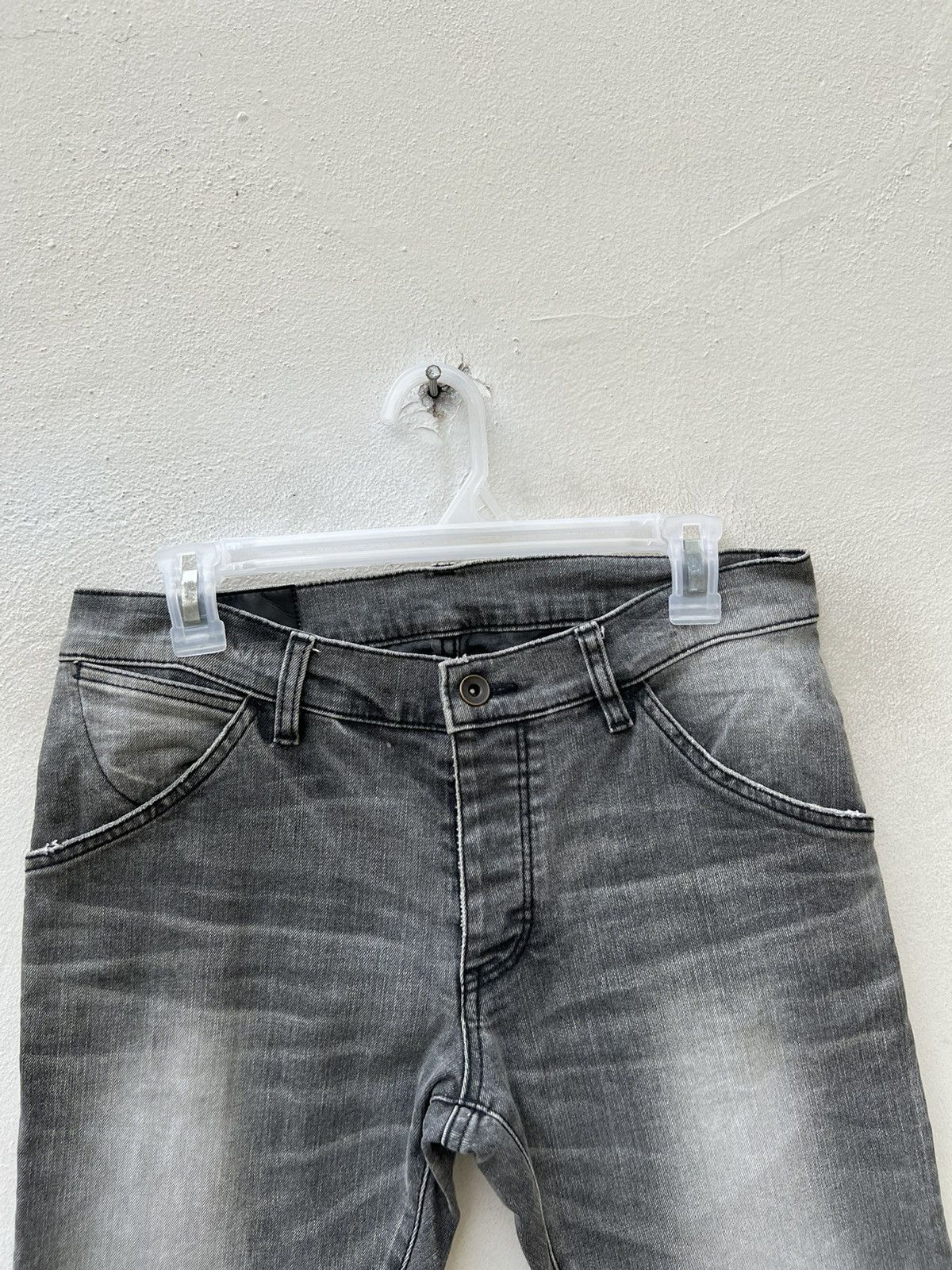 Attachment Attachment Japan Curved Leg Stretchable Cropped Denim Size US 30 / EU 46 - 8 Thumbnail