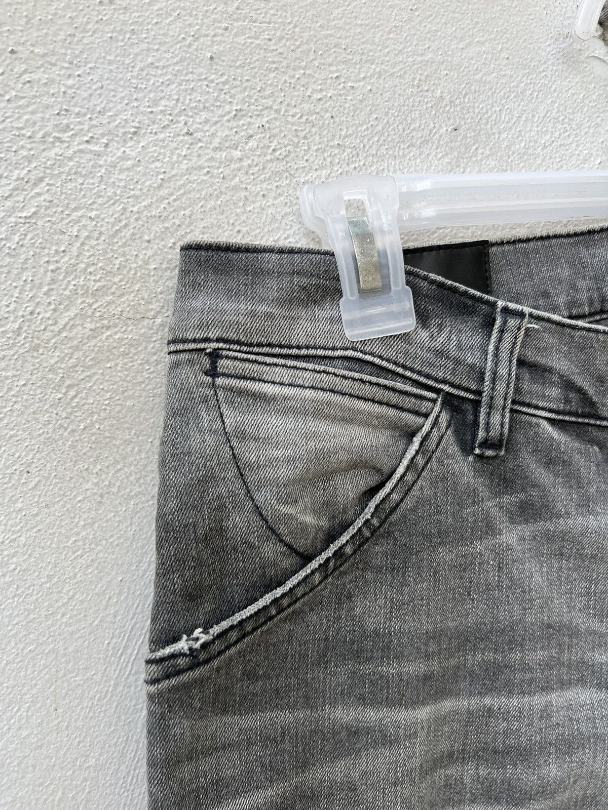 Attachment Attachment Japan Curved Leg Stretchable Cropped Denim Size US 30 / EU 46 - 9 Thumbnail